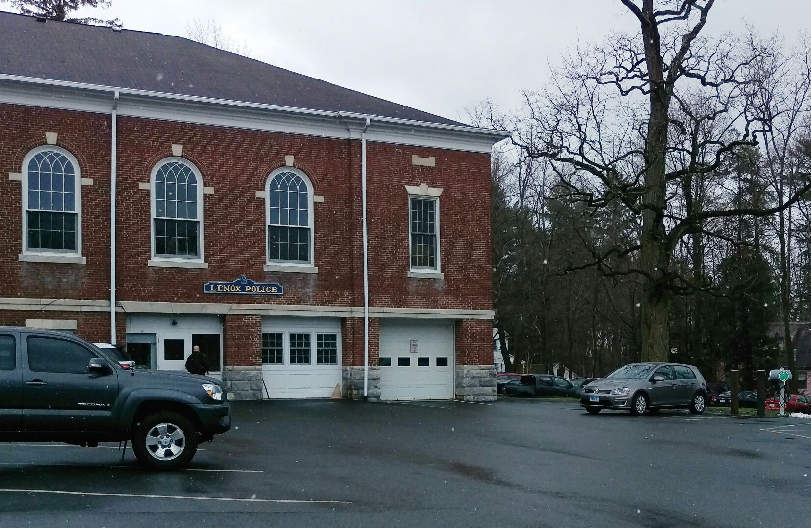 Lenox Town Hall Lenox, MA EV Station