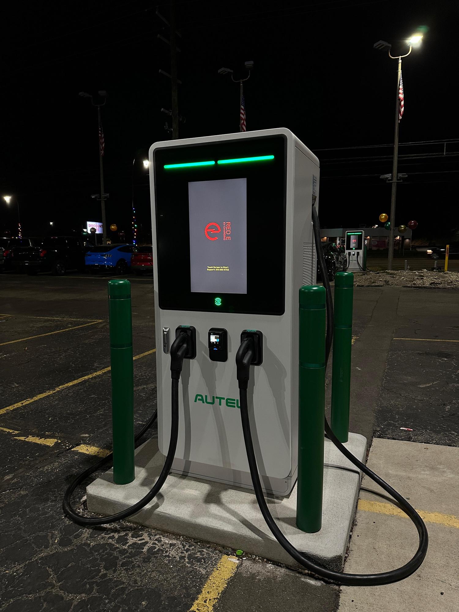 Gorno Ford (1) Woodhaven, MI EV Station