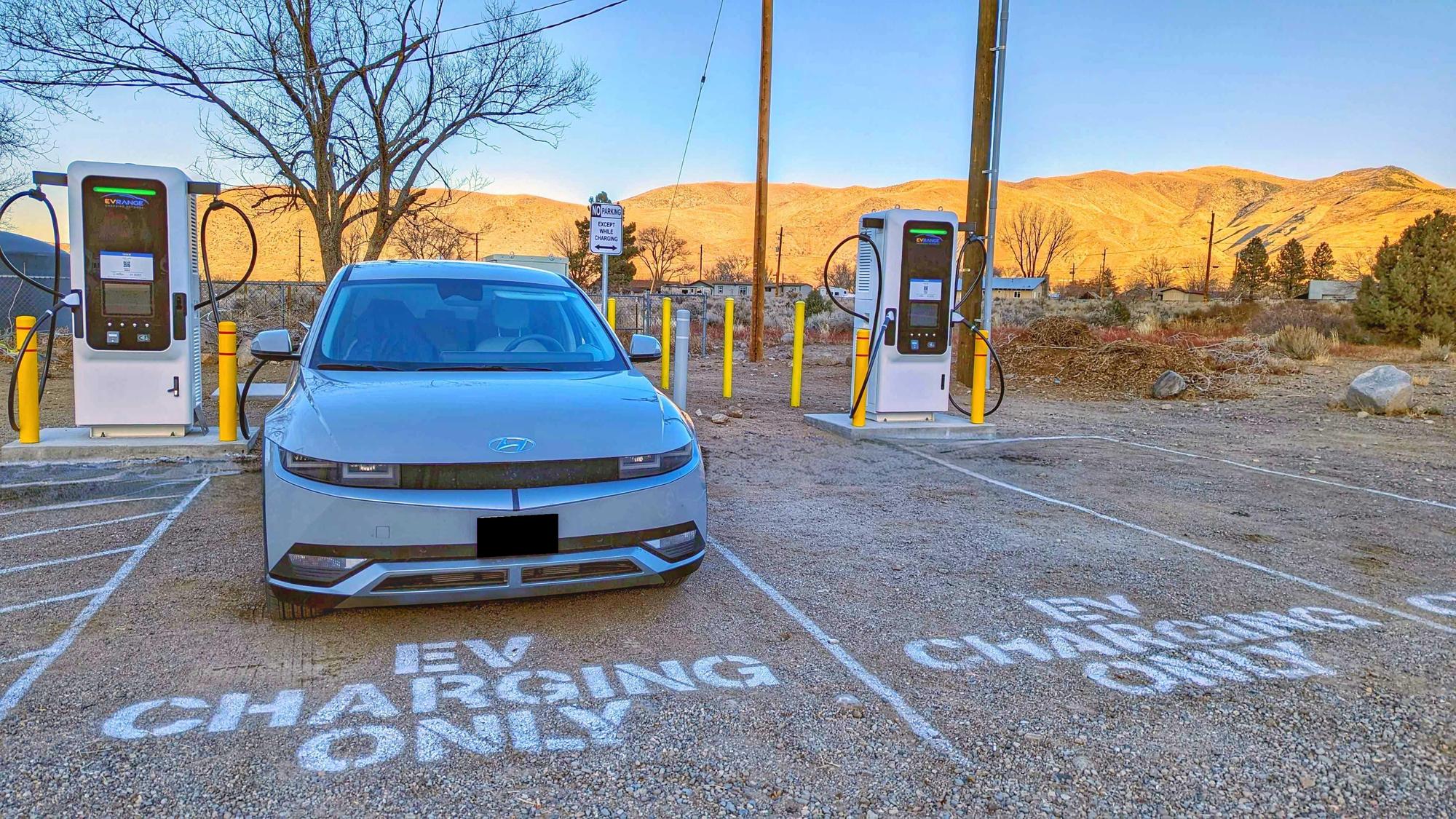 Walker Country Store Coleville, CA EV Station