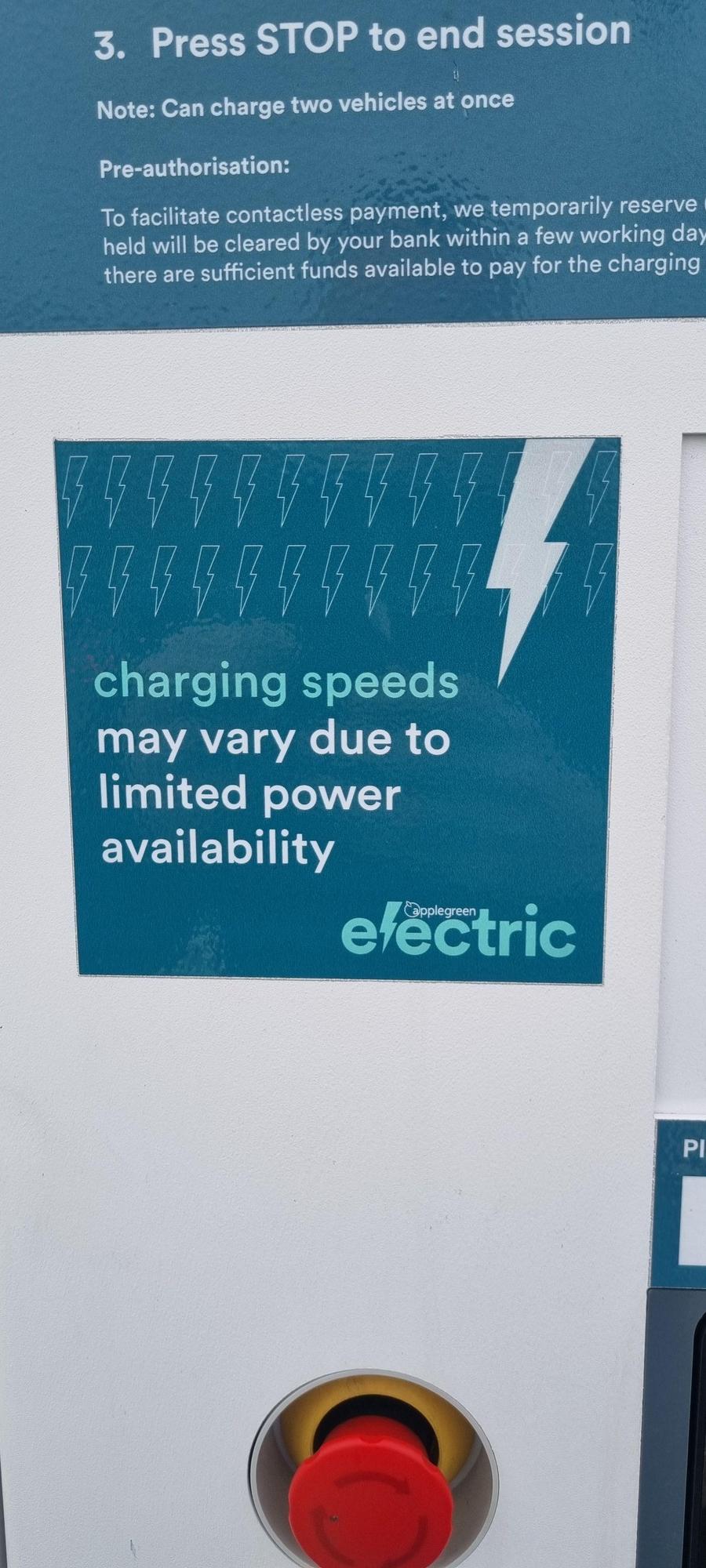 applegreen-lusk-m1-southbound-2-the-five-roads-d-ev-station