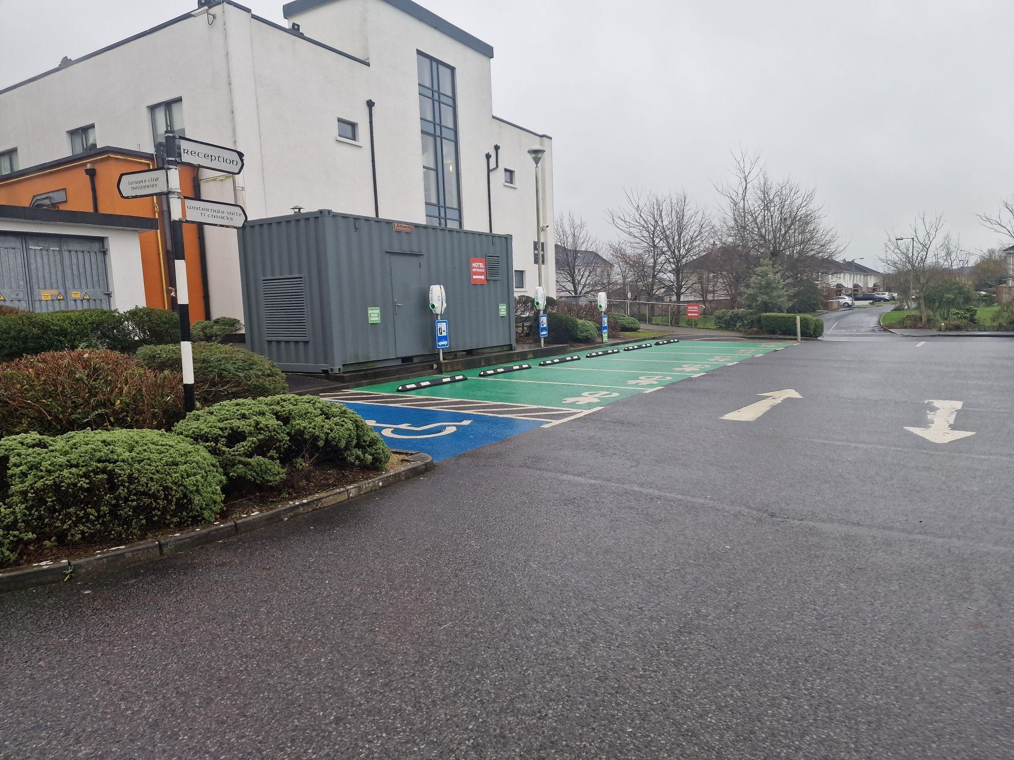 Claregalway Hotel River Oaks, Baile Chláir, Co. Galway, Ireland EV