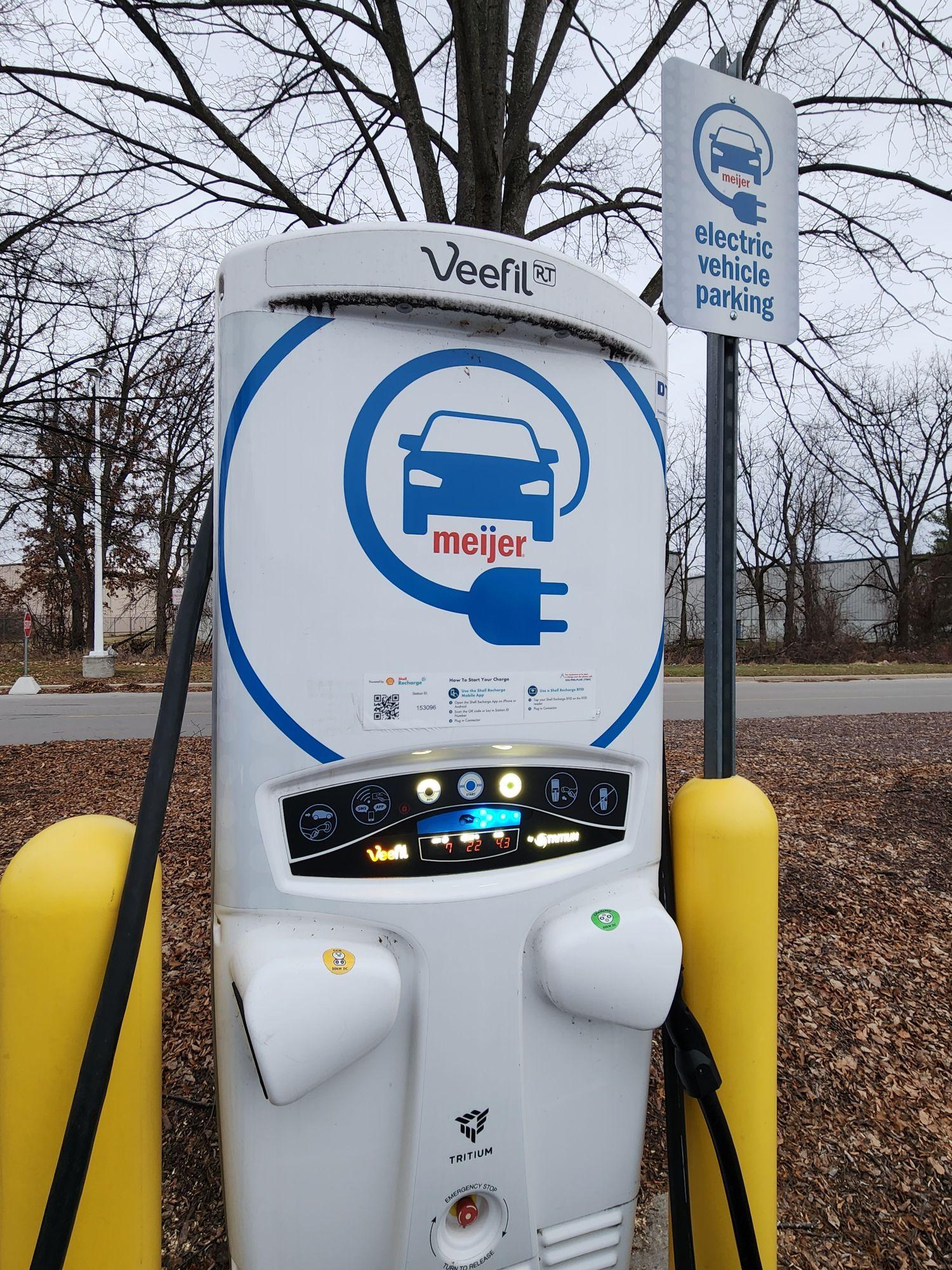 Meijer Ann Arbor, MI EV Station
