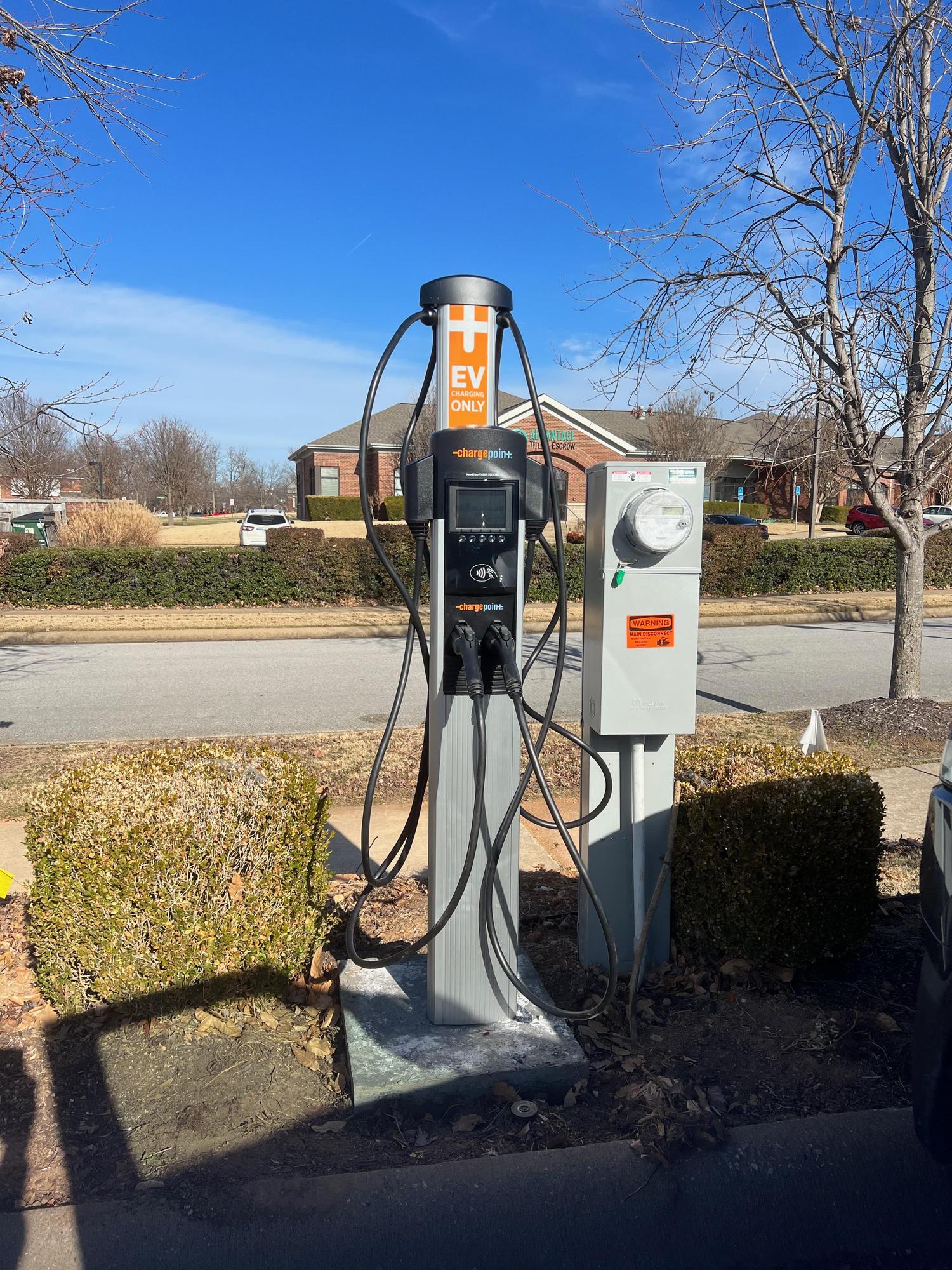 Wells Fargo Center Springdale, AR EV Station