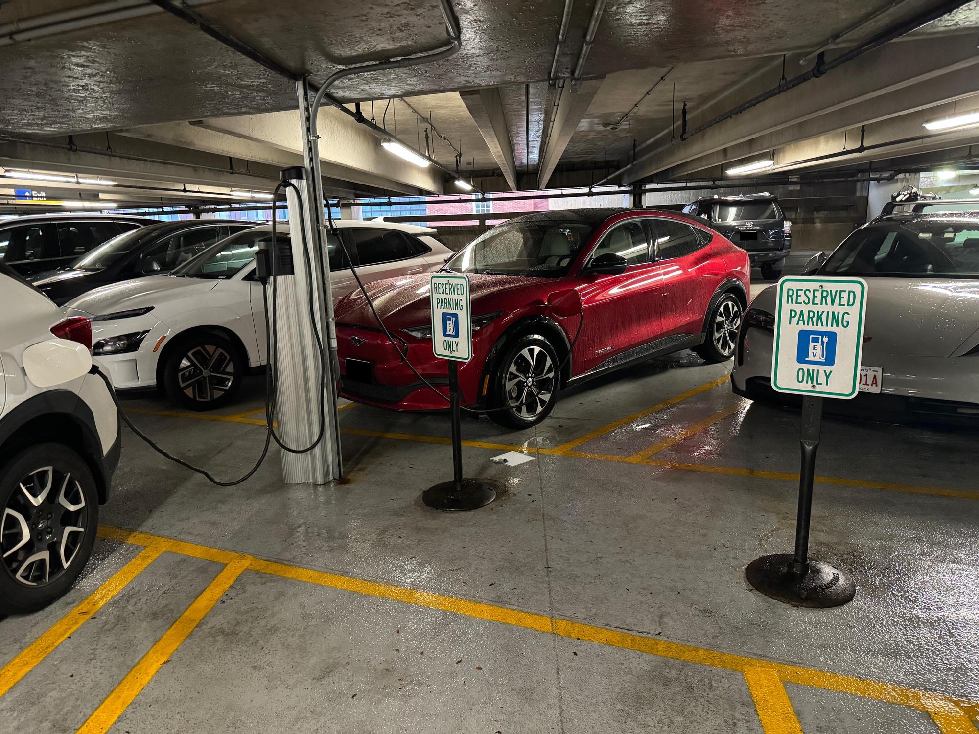 100 Clarendon St Garage Boston, MA EV Station