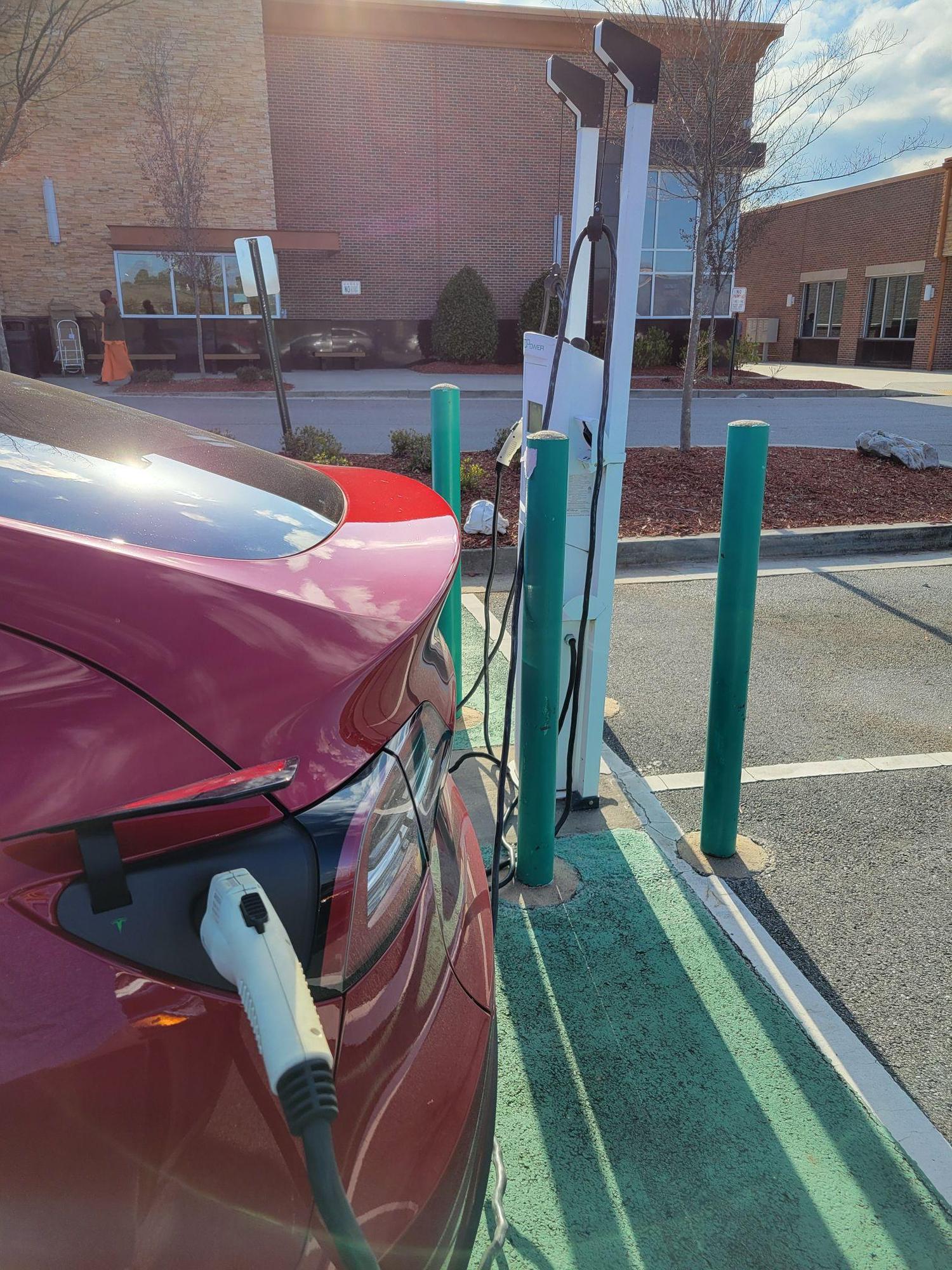 Patel Brothers Plaza Suwanee, GA EV Station