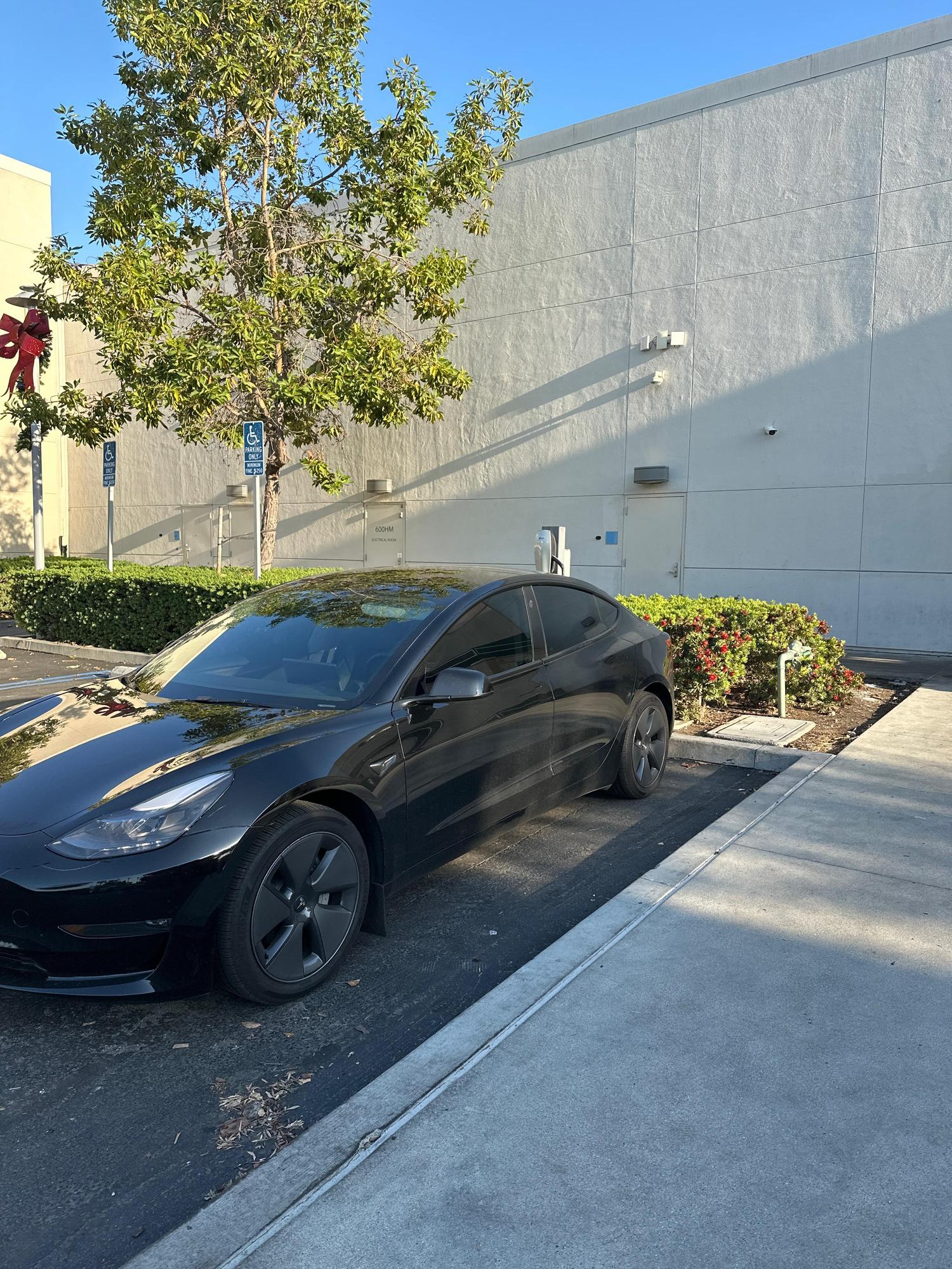 The Collection at RiverPark Cheesecake Factory Oxnard, CA EV Station