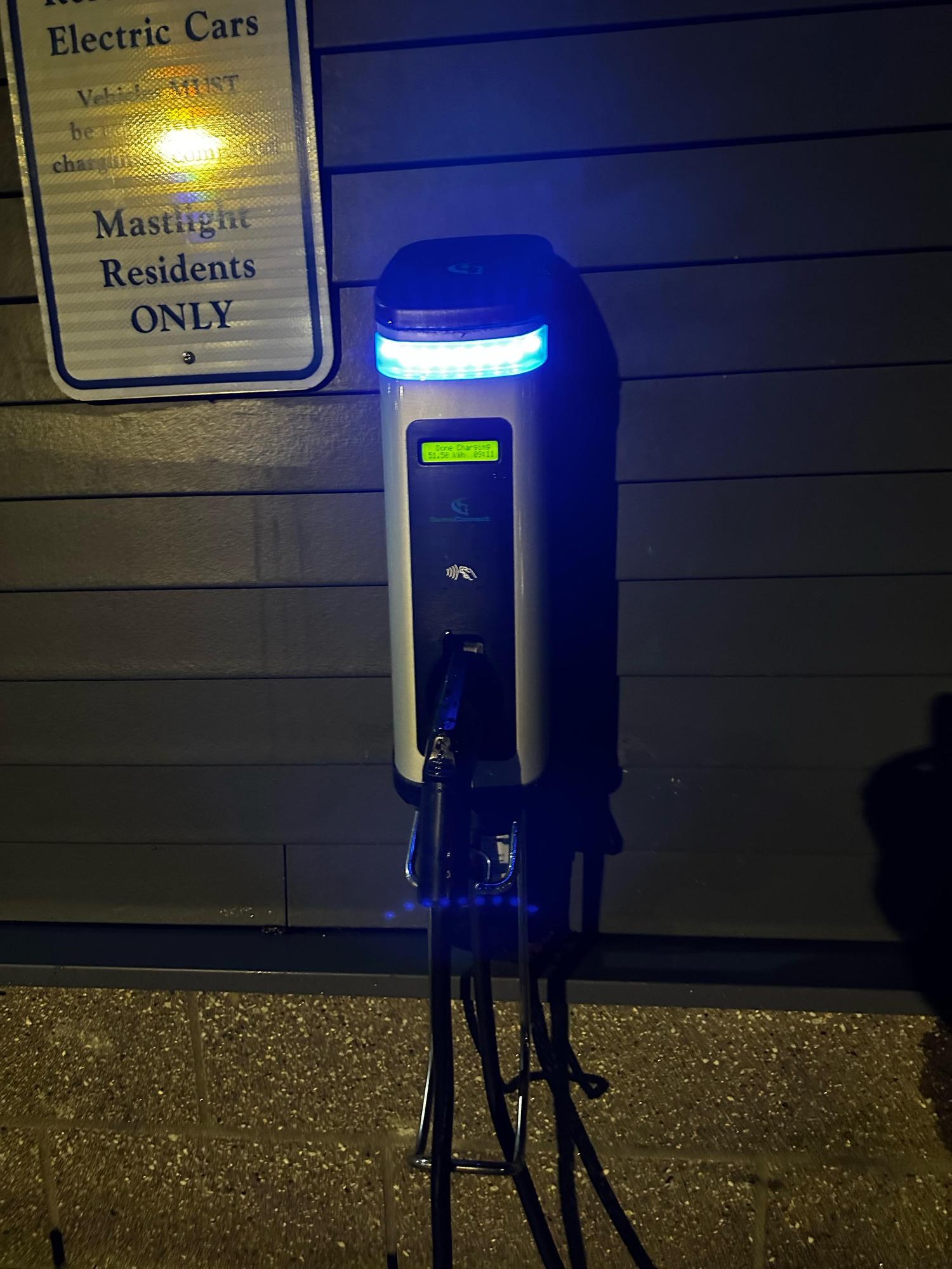 the-mastlight-weymouth-ma-ev-station