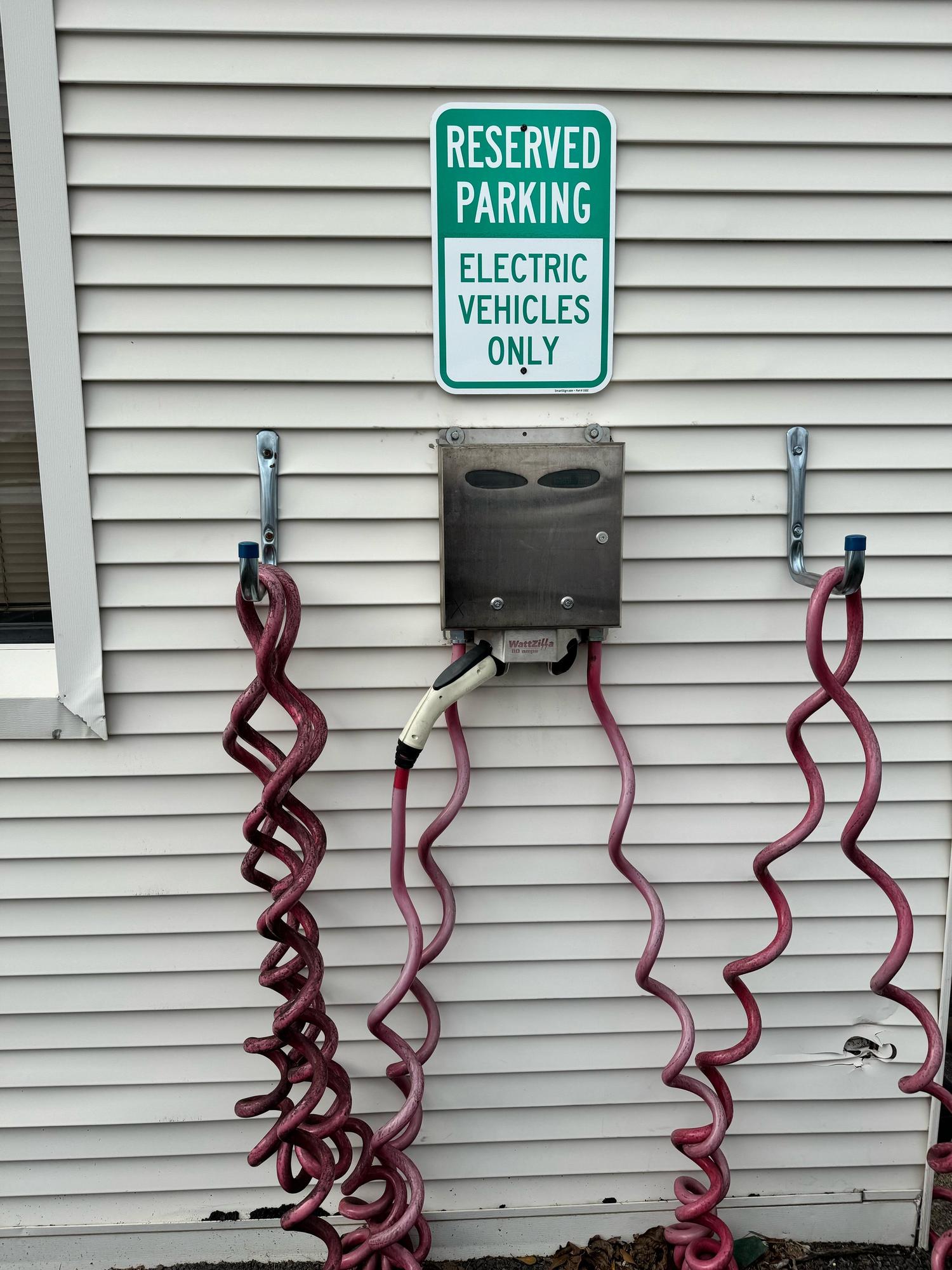 Brian Toliver Ford Quitman, TX EV Station