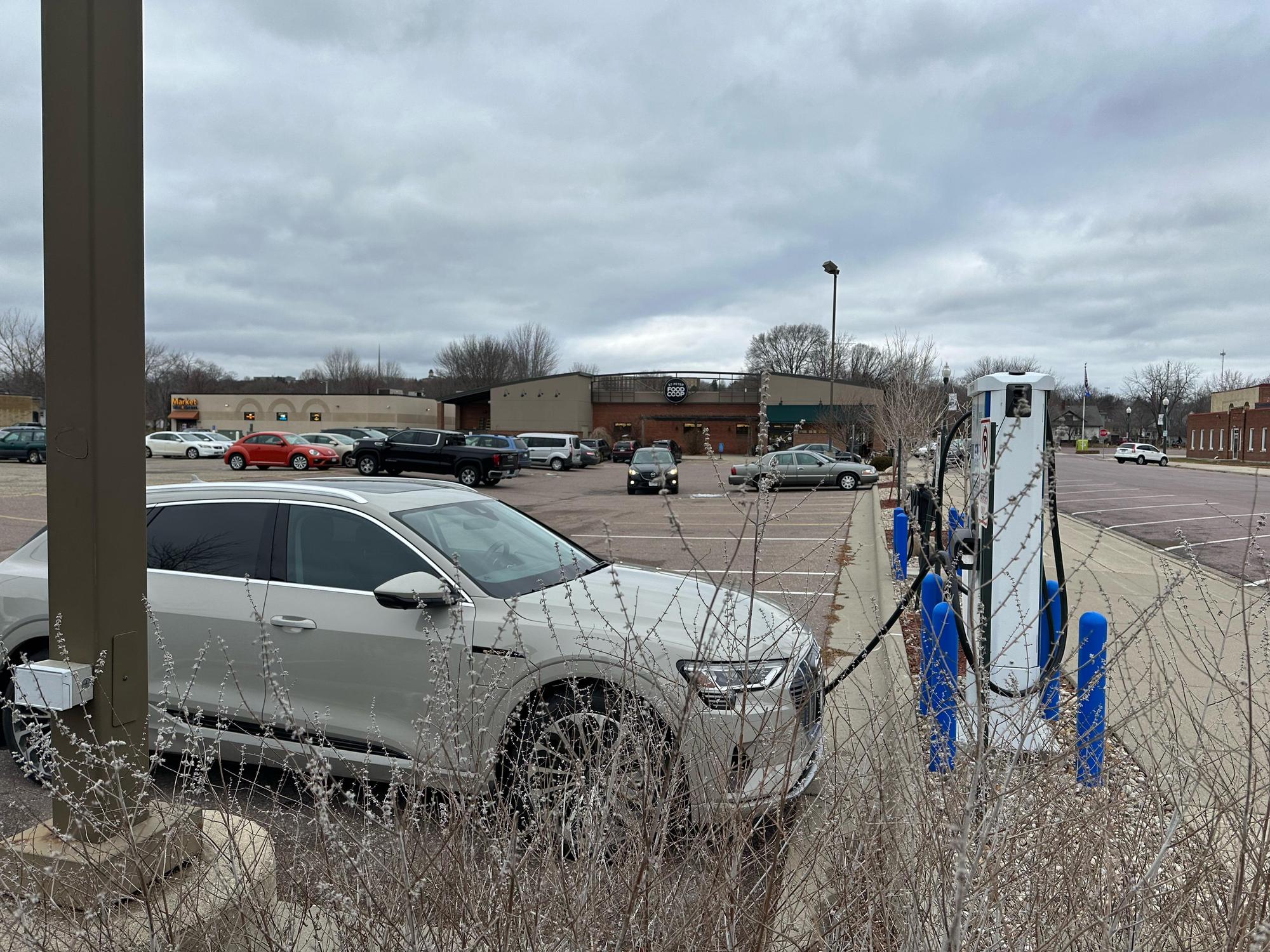 St Peter Food Coop & Deli St Peter, MN EV Station