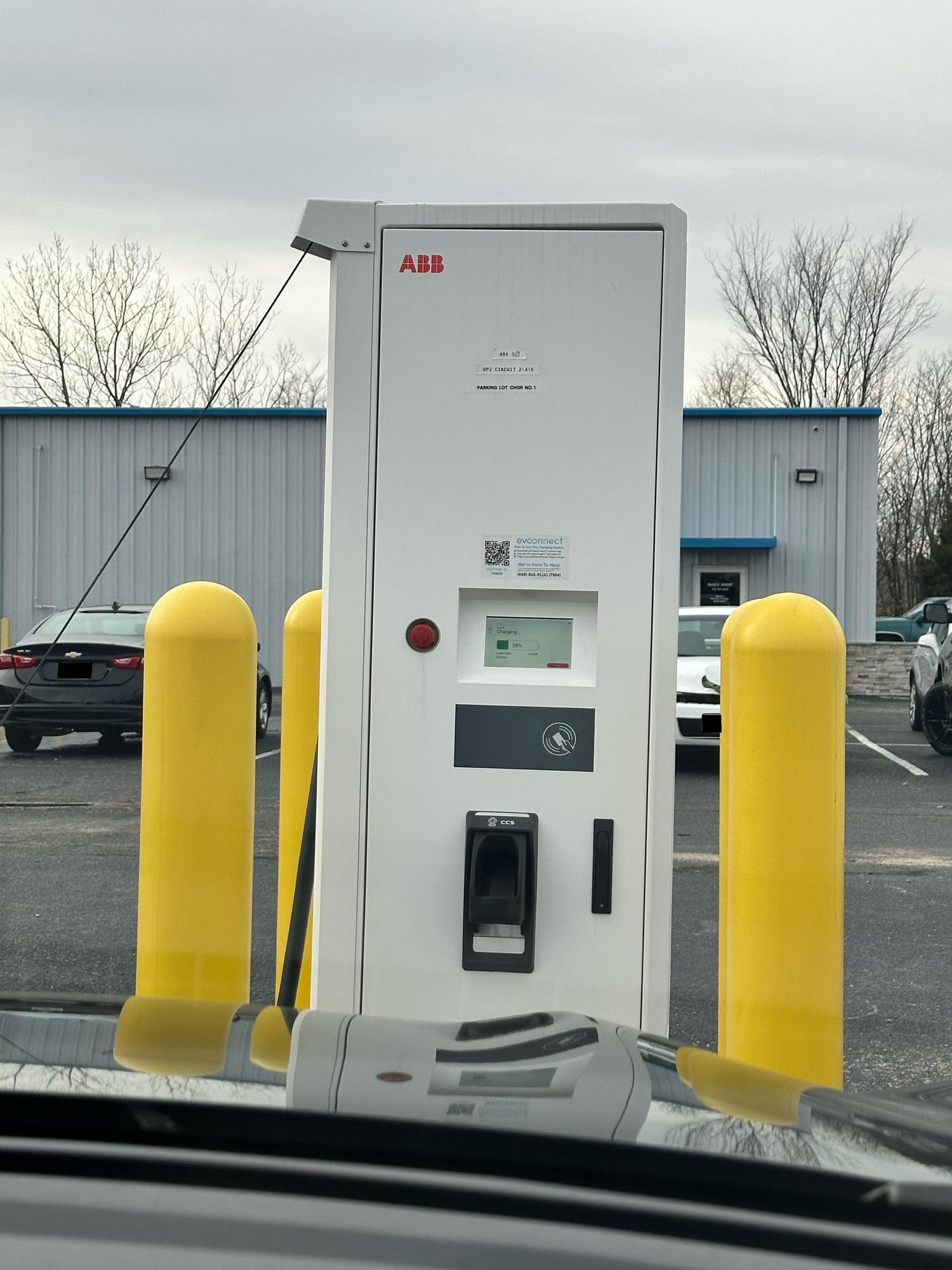 Baldwin Chevrolet Cadillac Poplar Bluff, MO EV Station