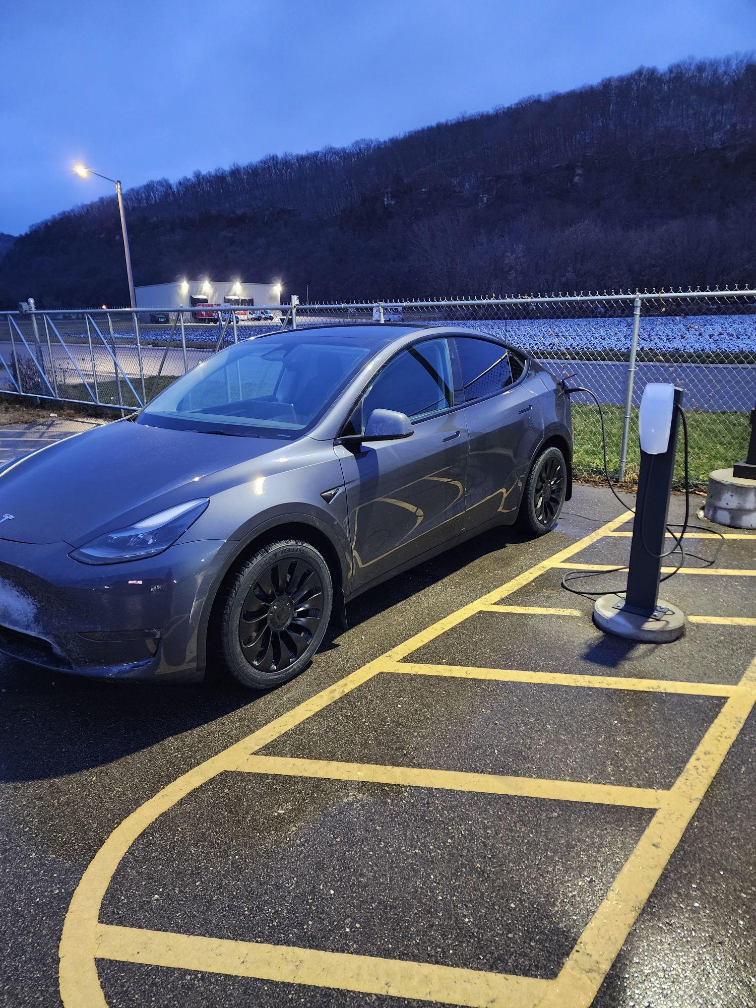 Prairie Motor Sports Prairie du Chien, WI EV Station