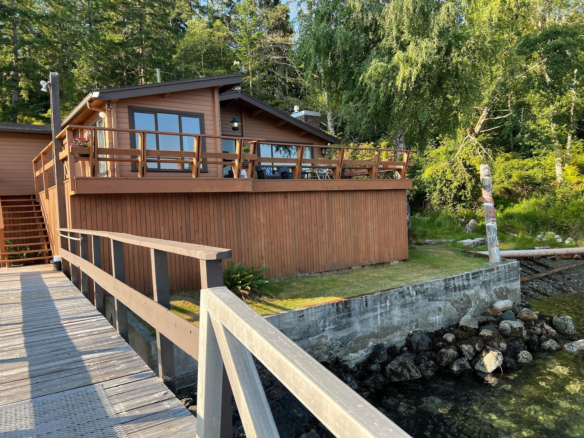 April point harbour house | Heriot Bay, BC | EV Station