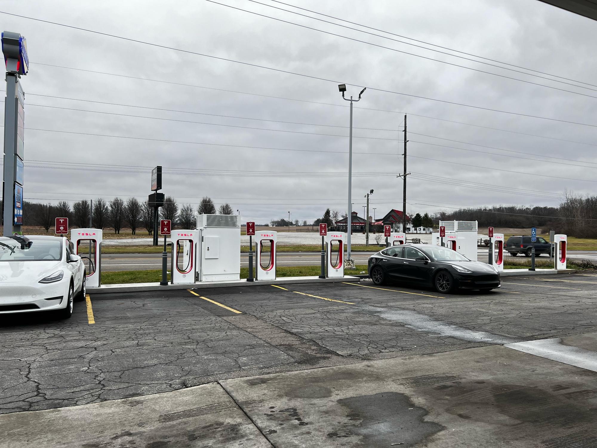 Spiceland Truck & Auto Plaza Spiceland, IN EV Station