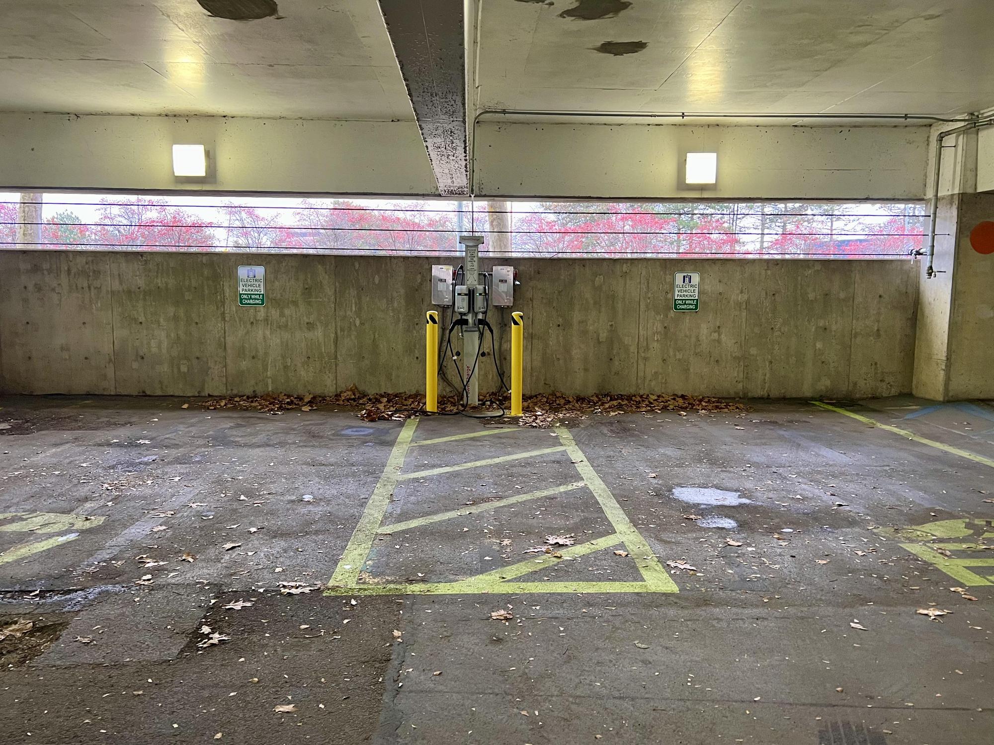 Vistula Parking Garage | Toledo, OH | EV Station