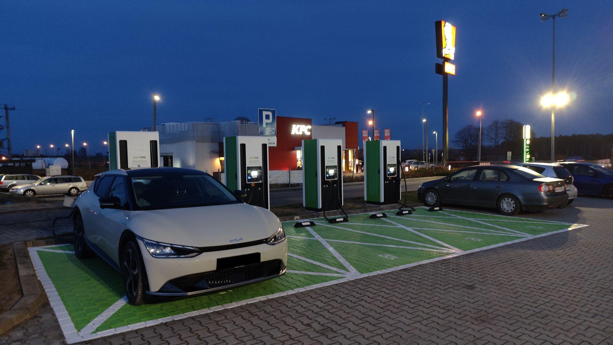 GreenWay KFC Promna PromnaKolonia, Województwo mazowieckie EV