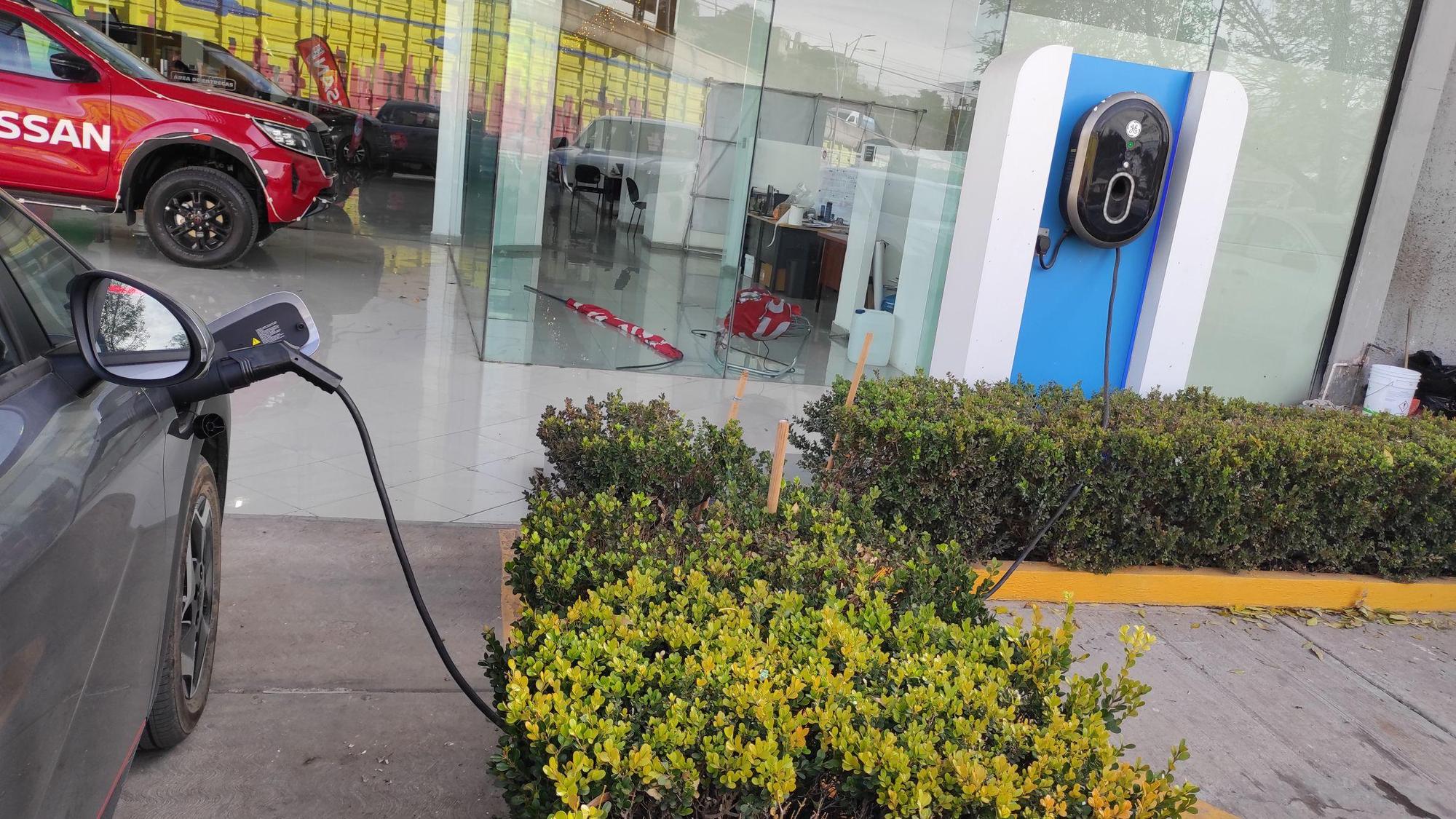 Nissan Torres Corzo Guadalupe, Zac. EV Station