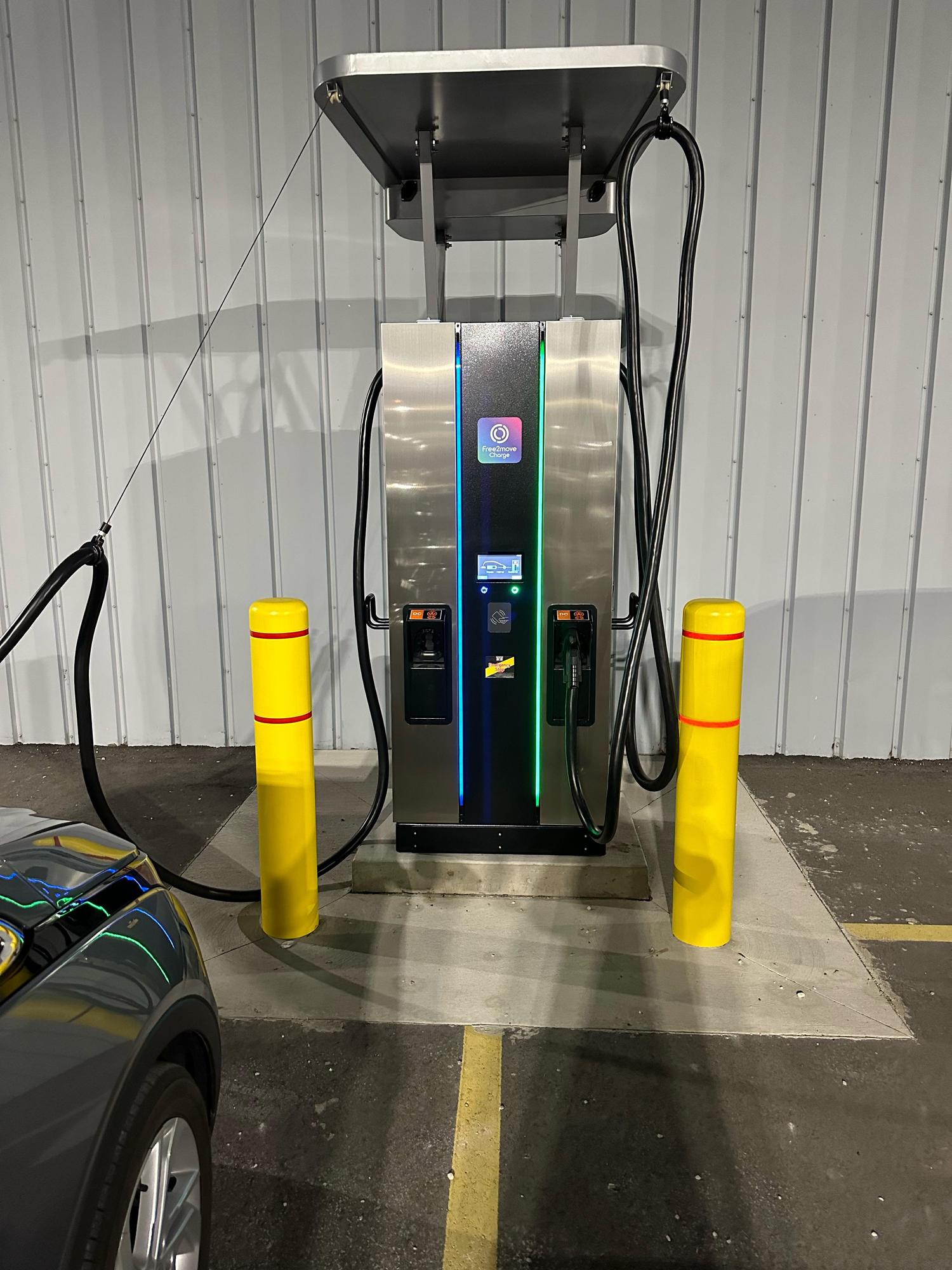 Vande Hey Brantmeier Chrysler Chilton, WI EV Station