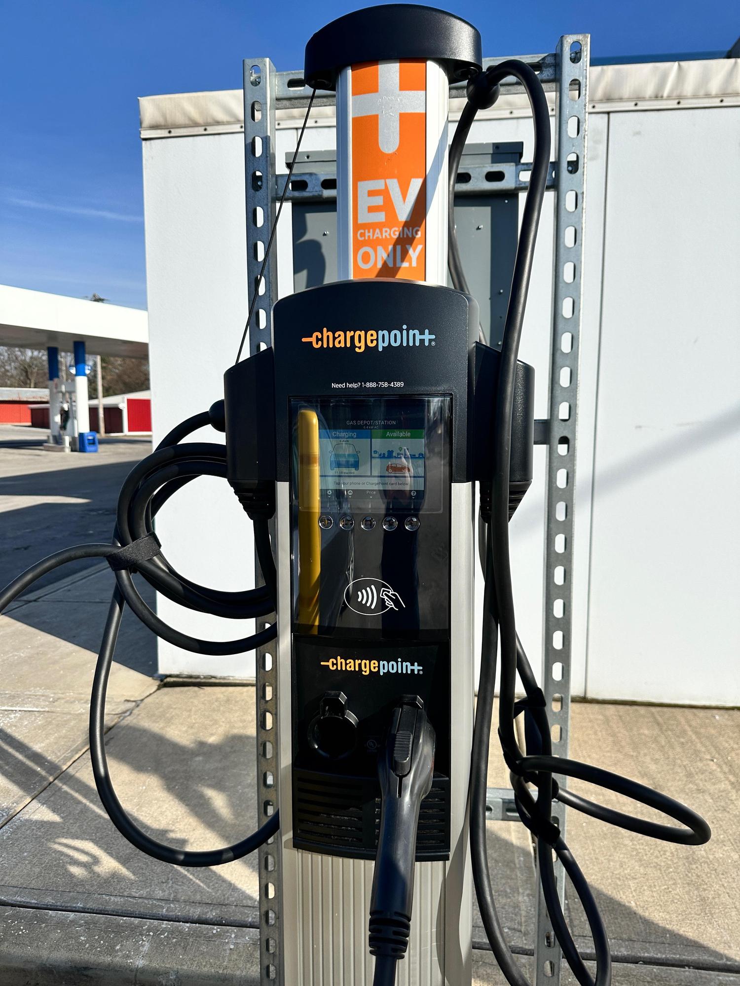 Amoco Gas Depot New London, OH EV Station