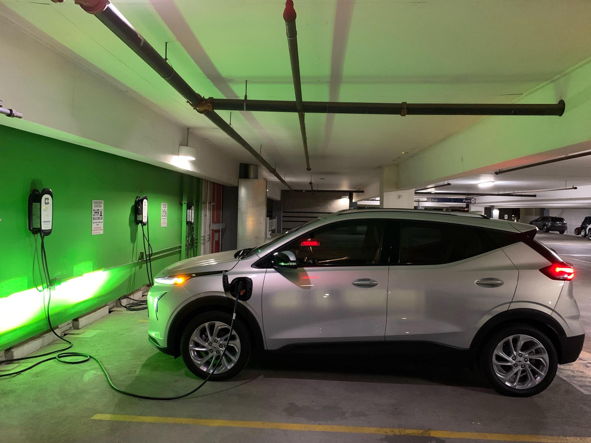 Hayden Ferry Lakeside Parking Garage Tempe, AZ EV Station