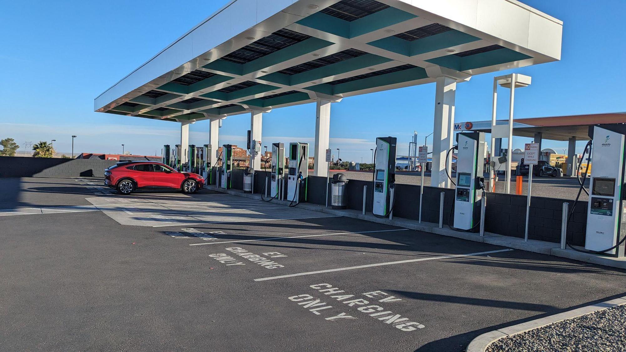 Chalios Mexican Restaurant Kettleman City, CA EV Station