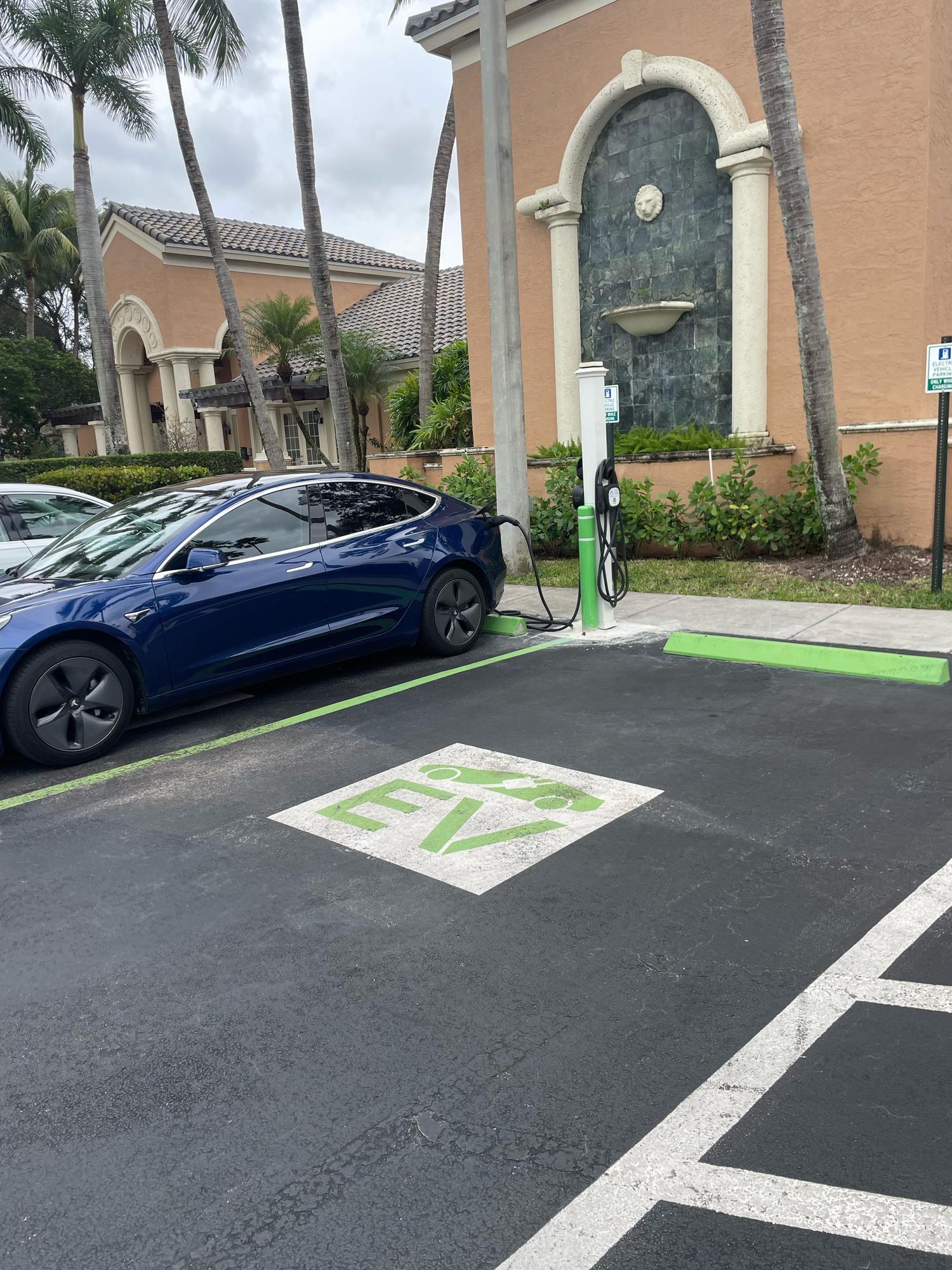 Riviera Palms of Coconut Creek Coconut Creek, FL EV Station