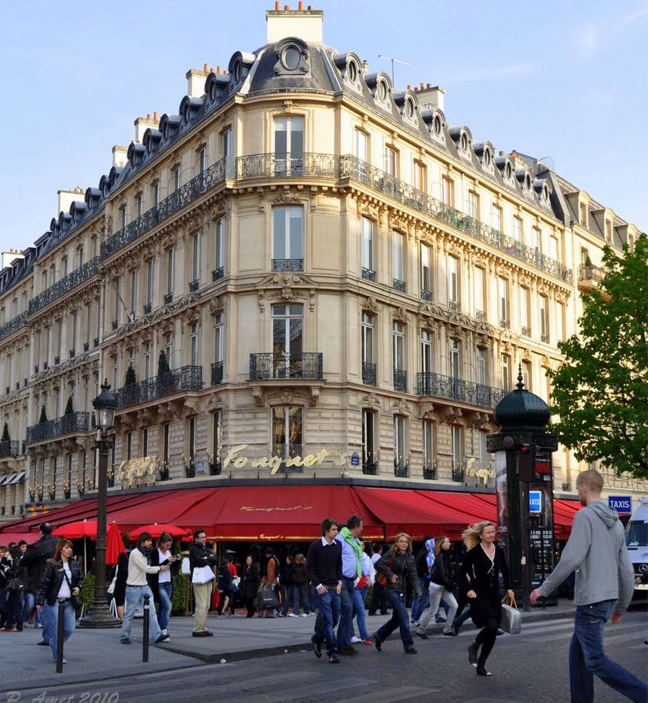 Hôtel Fouquet's Barrière | Paris, Île-de-France | EV Station