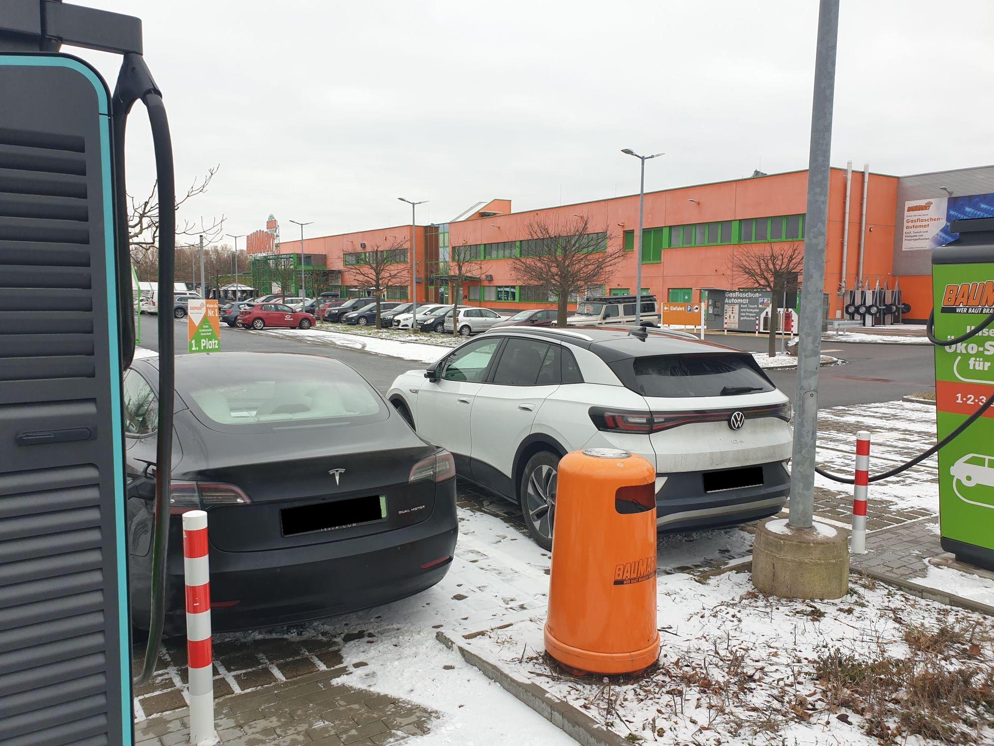 PFALZWERKE Dresden, GLOBUS Baumarkt Dresden, SN EV Station
