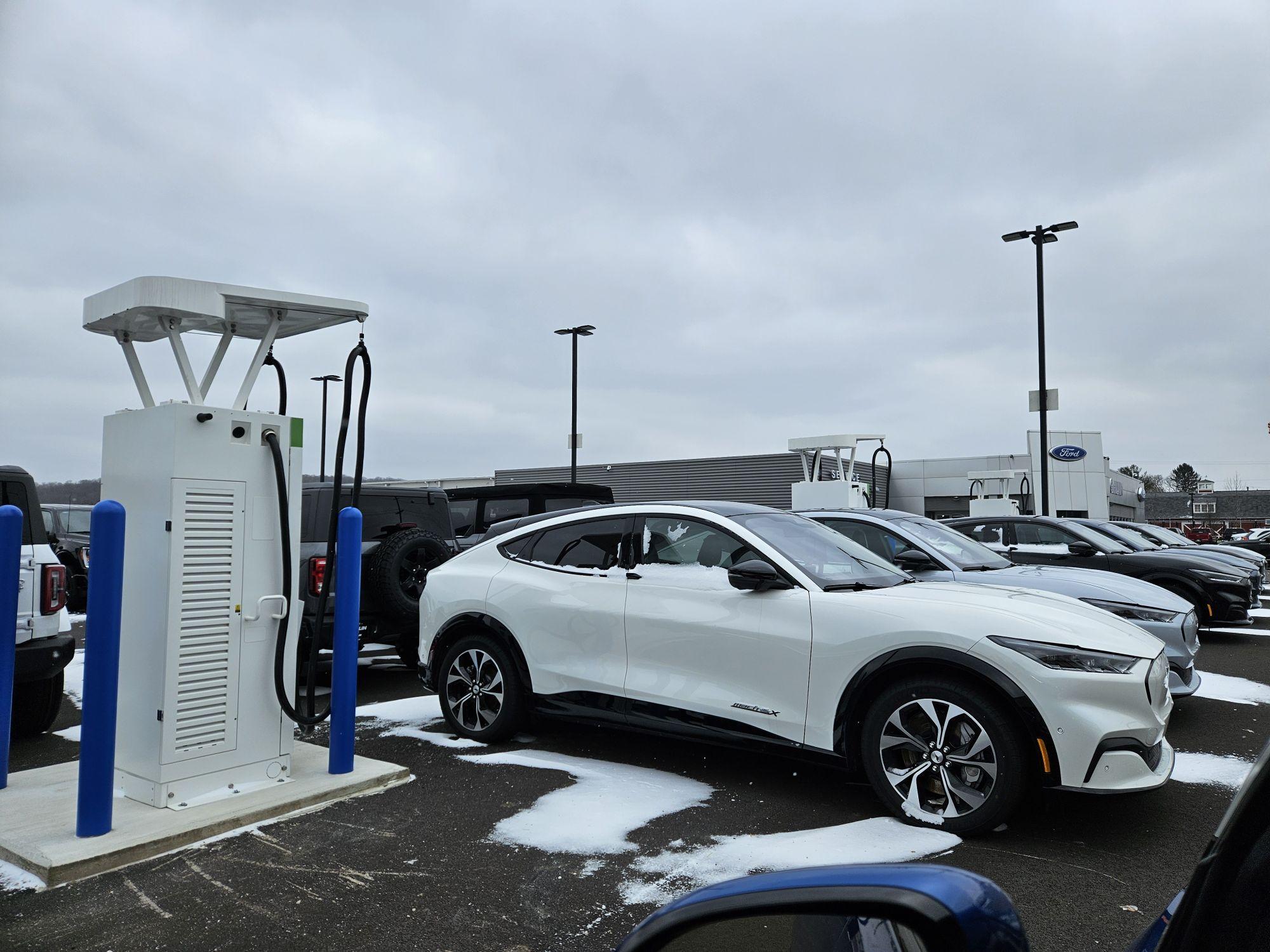 Coughlin Ford of Heath Newark, OH EV Station