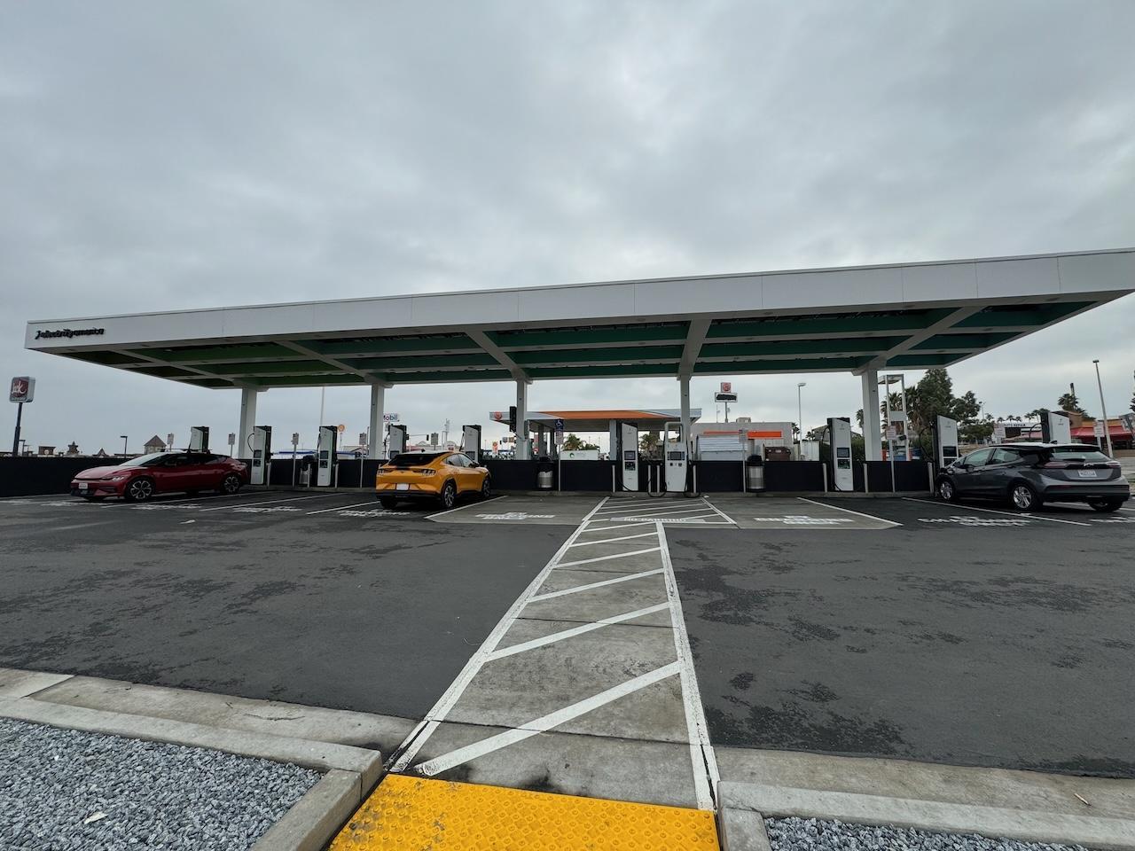 Chalios Mexican Restaurant Kettleman City, CA EV Station