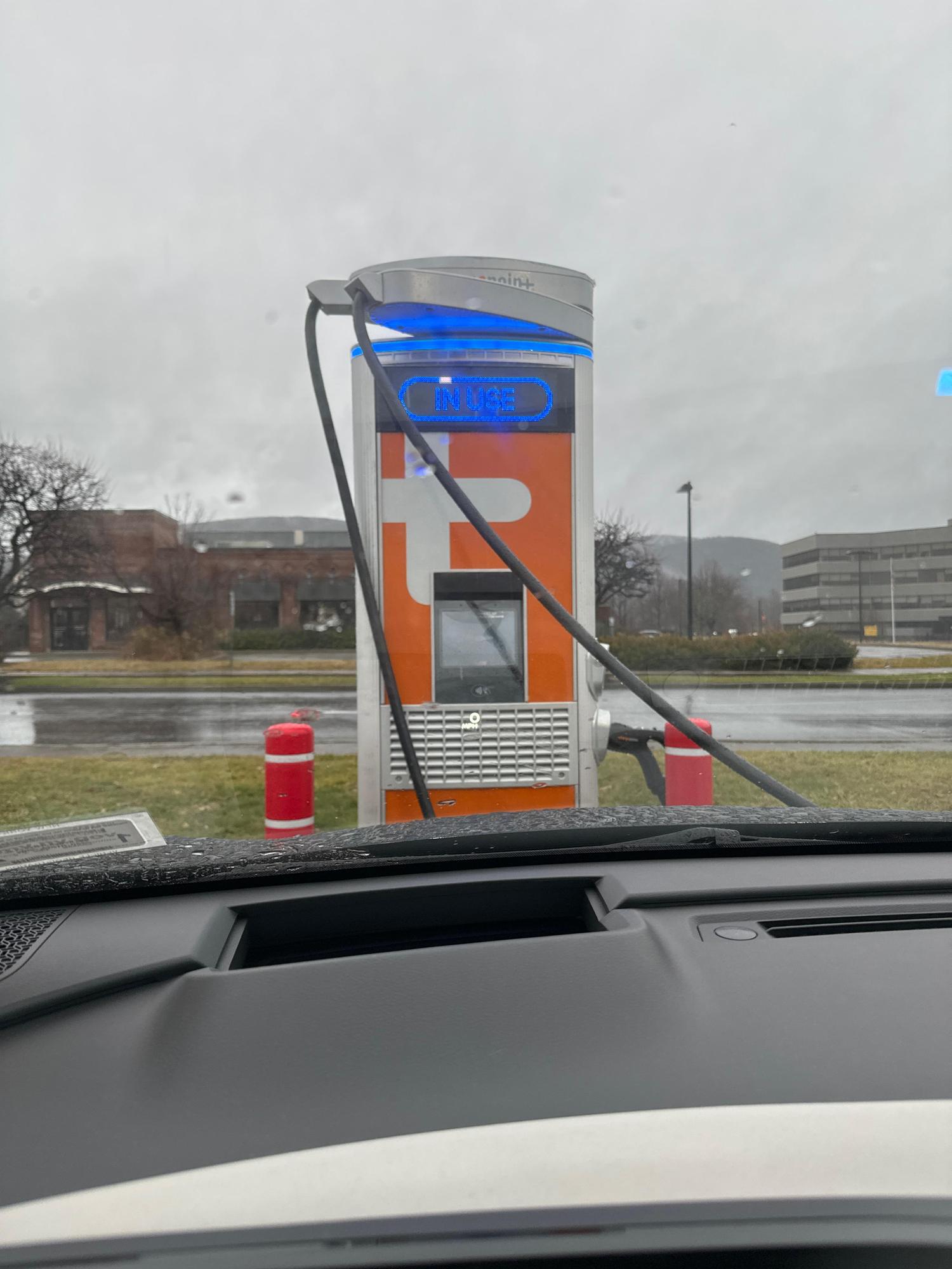 Hudson Valley Towne Center Regal Fishkill Fishkill, NY EV Station
