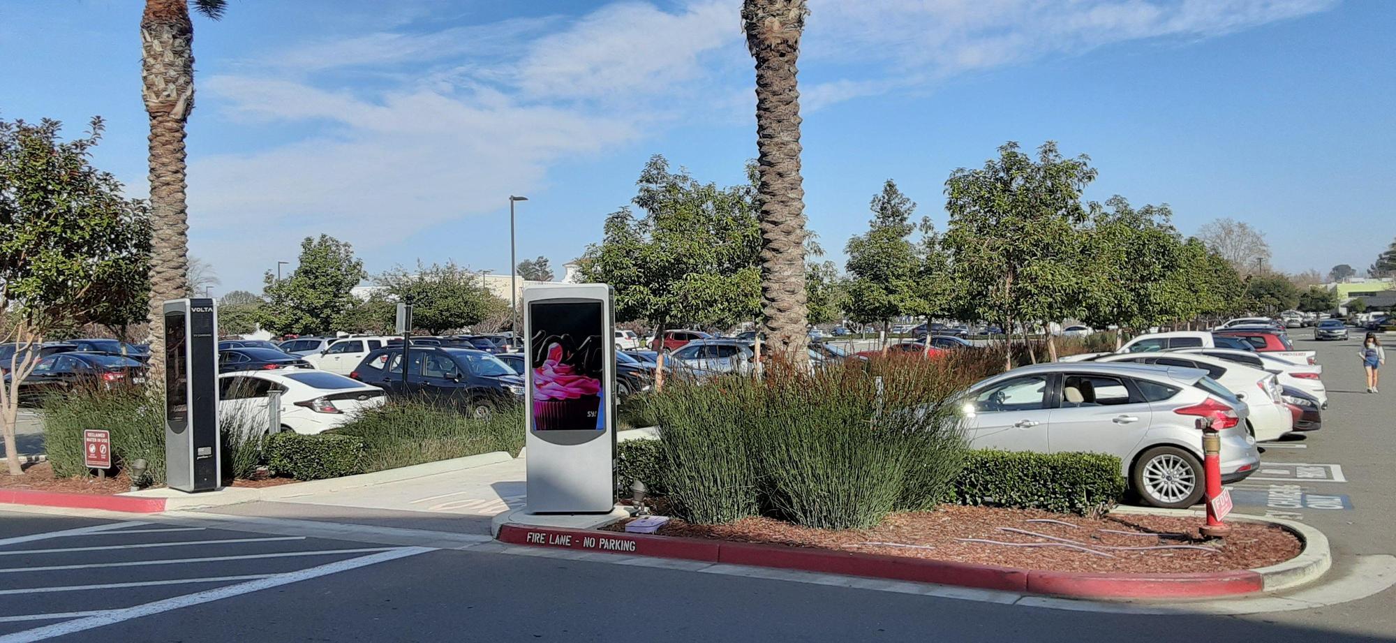 The Veranda TJ Maxx Concord, CA EV Station