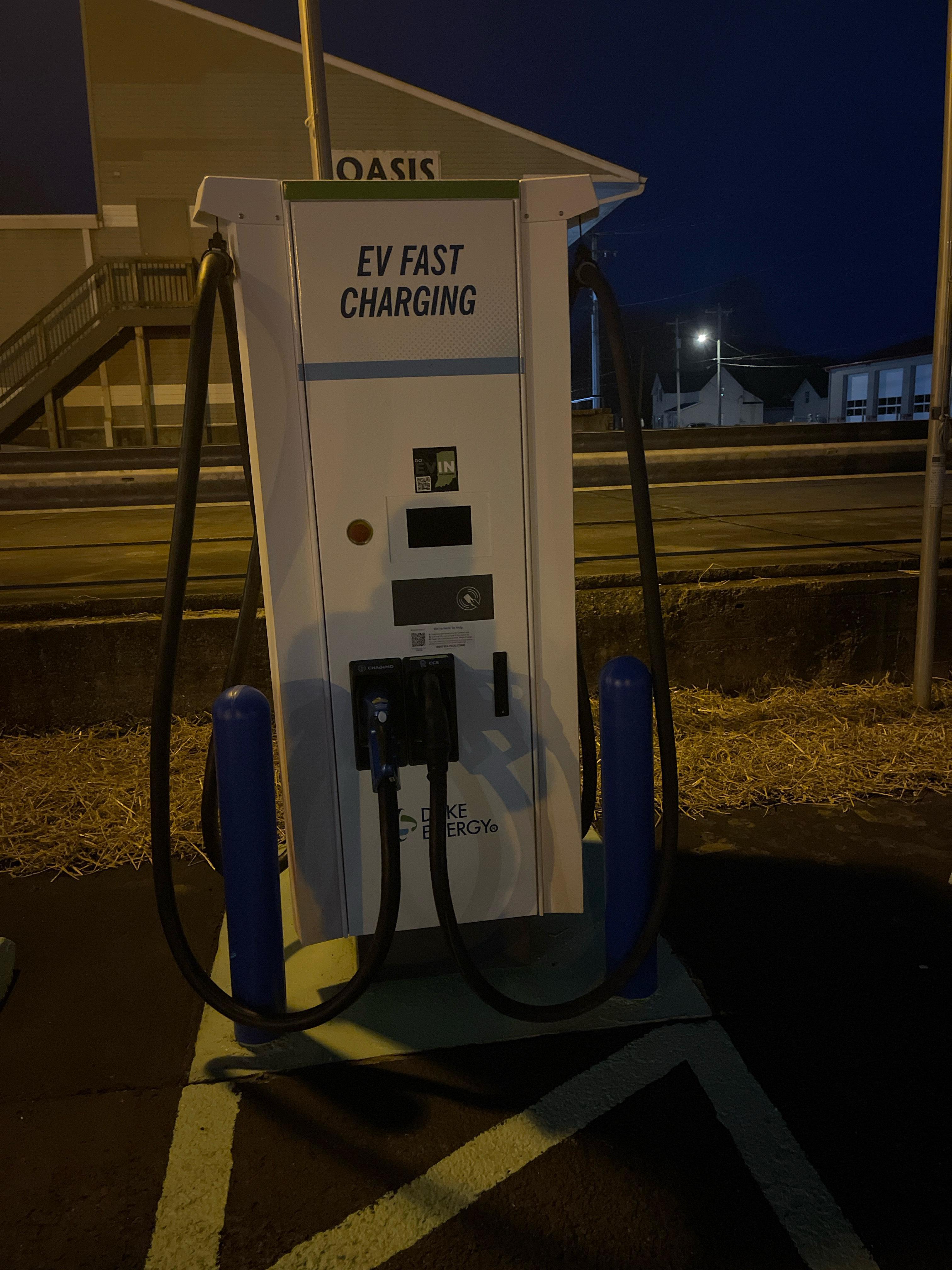 Corydon Flag Public Lot Corydon, IN EV Station