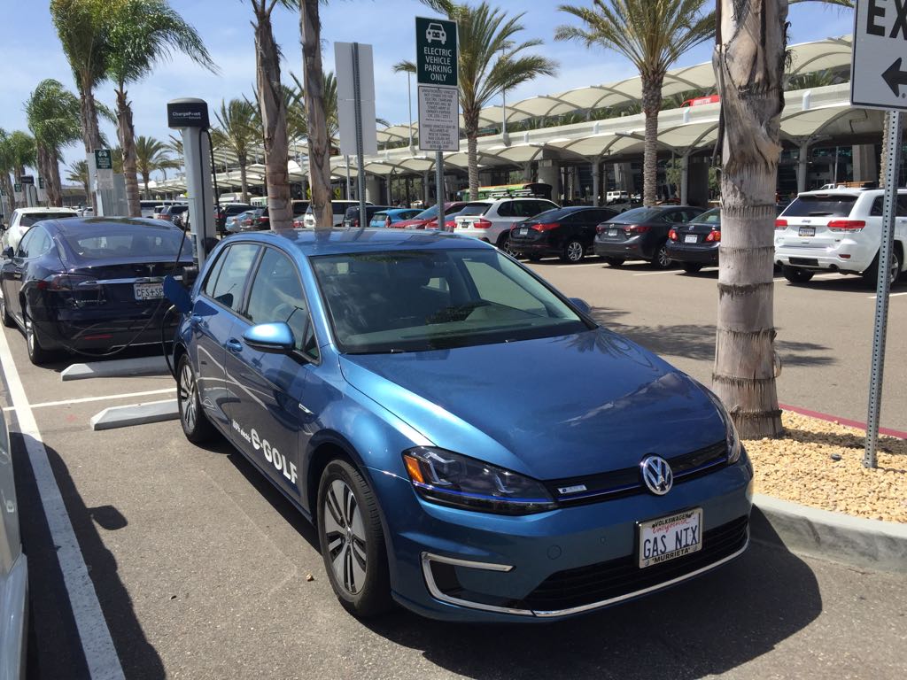 San Diego Lindbergh Airport Terminal Two Parking San Diego, CA EV