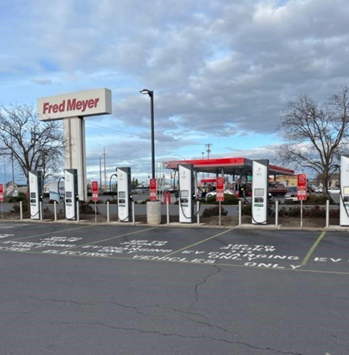 Fred Meyer Medford, OR EV Station
