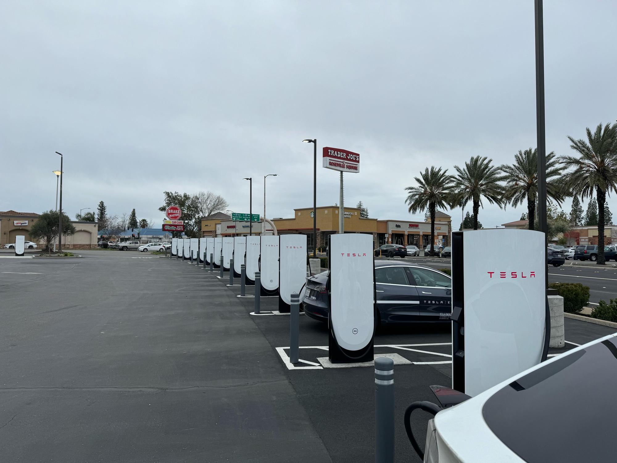 Roseville Ace Hardware Roseville, CA EV Station