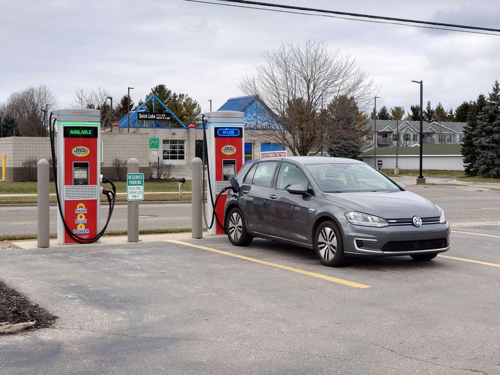 J&H Family Stores Grandville, MI EV Station