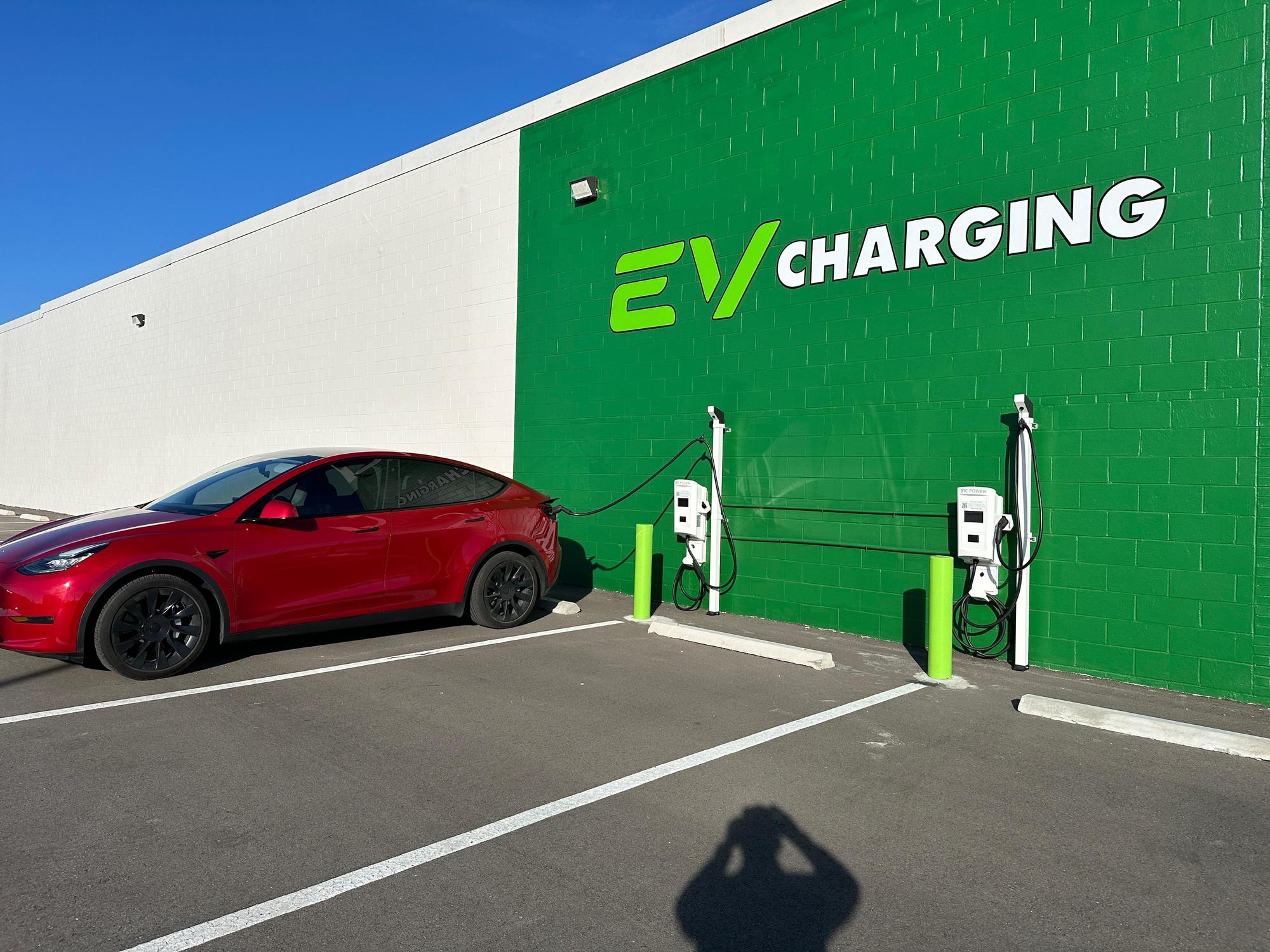 Wichita Furniture & Mattress Wichita, KS EV Station