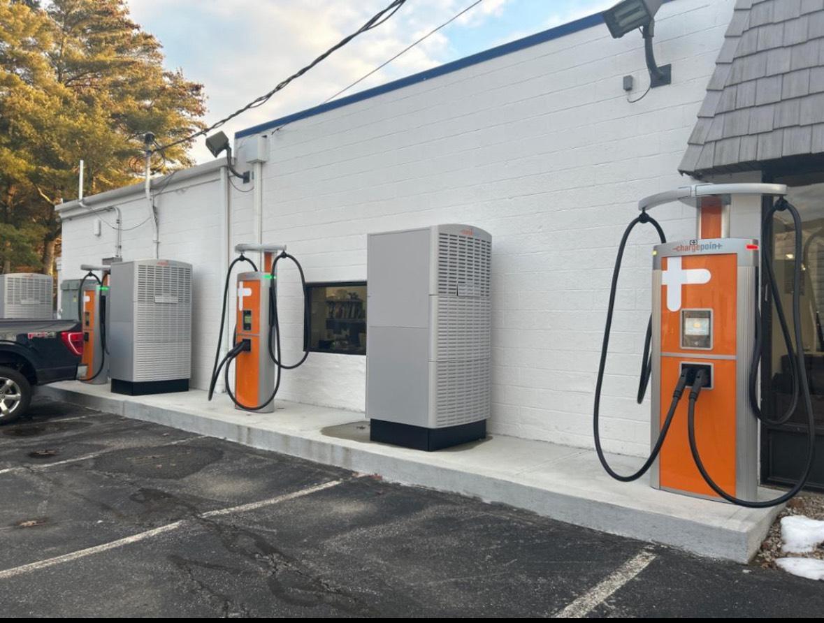 Litchfield Ford Litchfield, CT EV Station