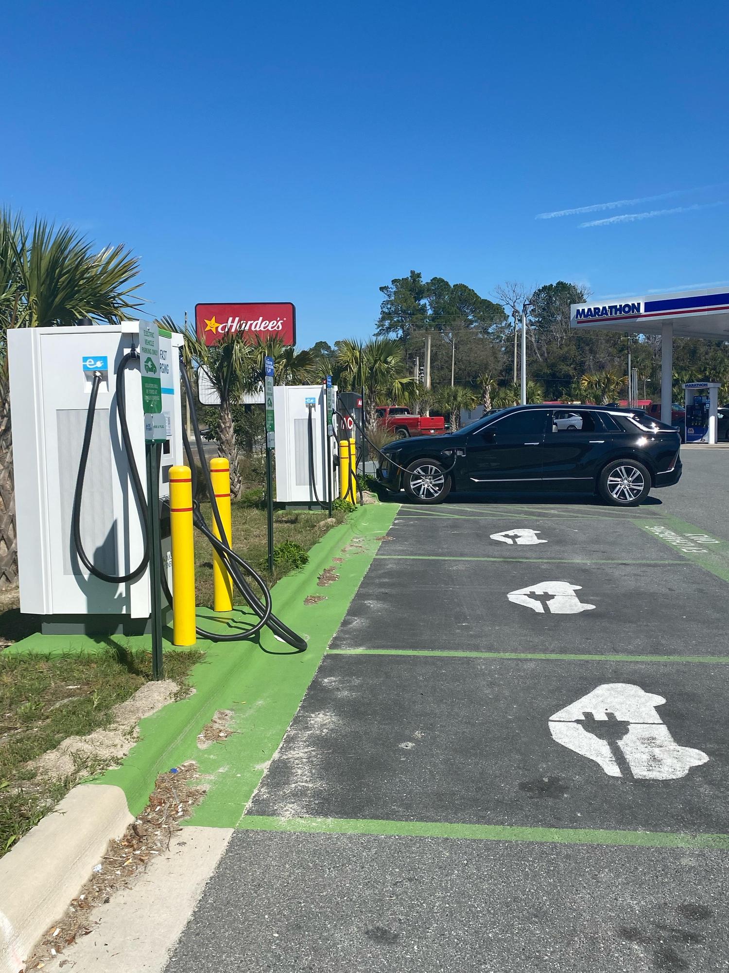 Marathon Gas (EVconnect Network) Bronson, FL EV Station