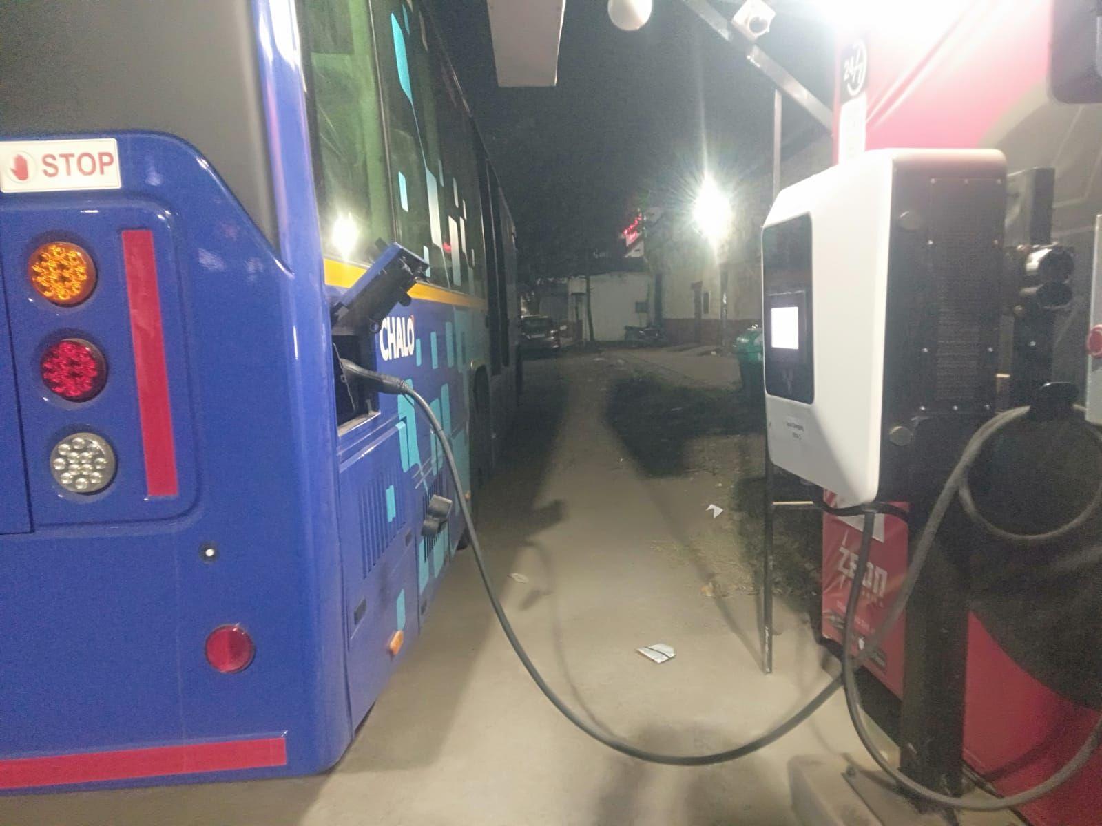 Mahajan Ev Solutions Zeon Charging Kolhapur, MH EV Station