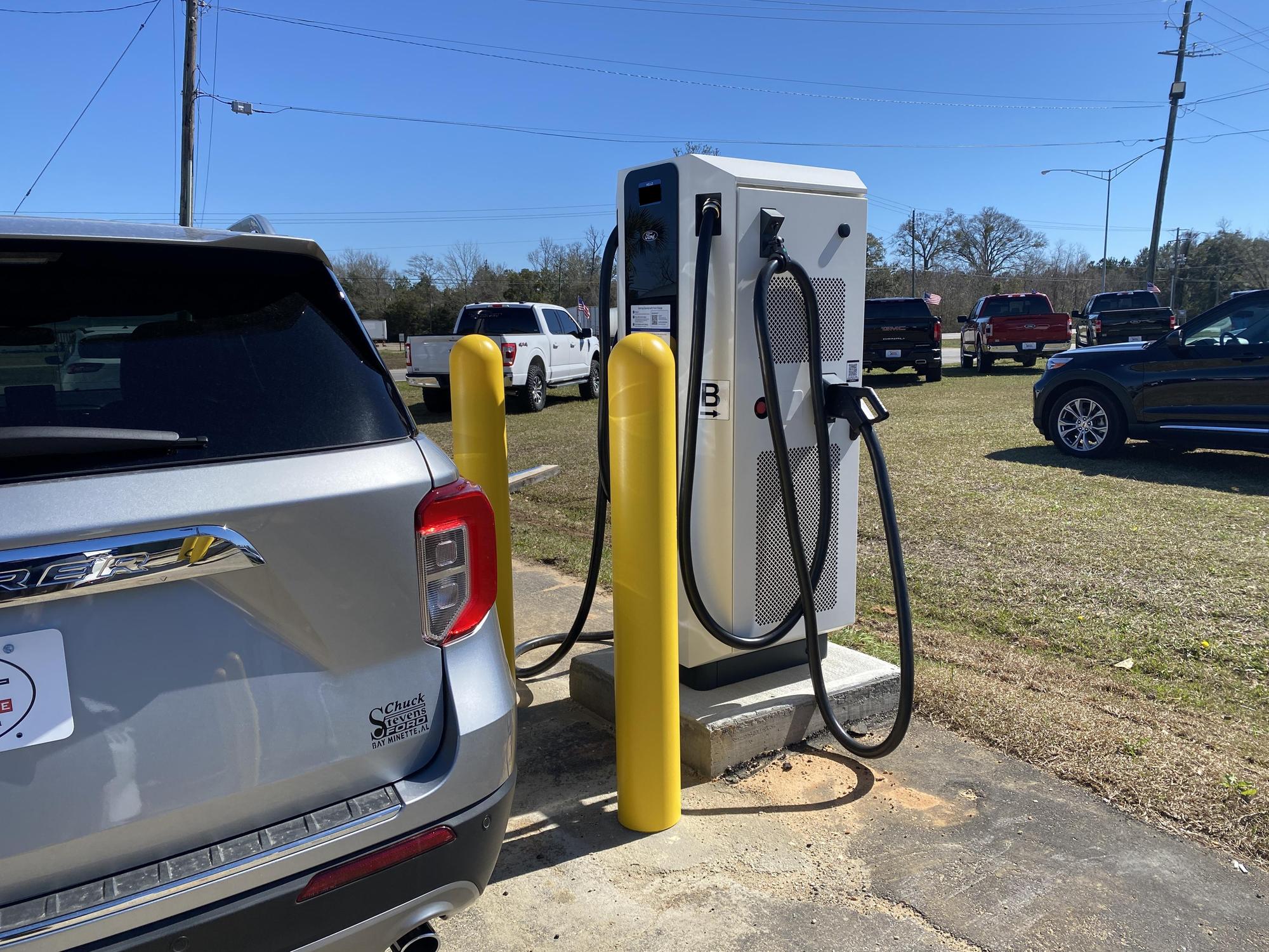 Chuck Stevens Ford Bay AL EV Station