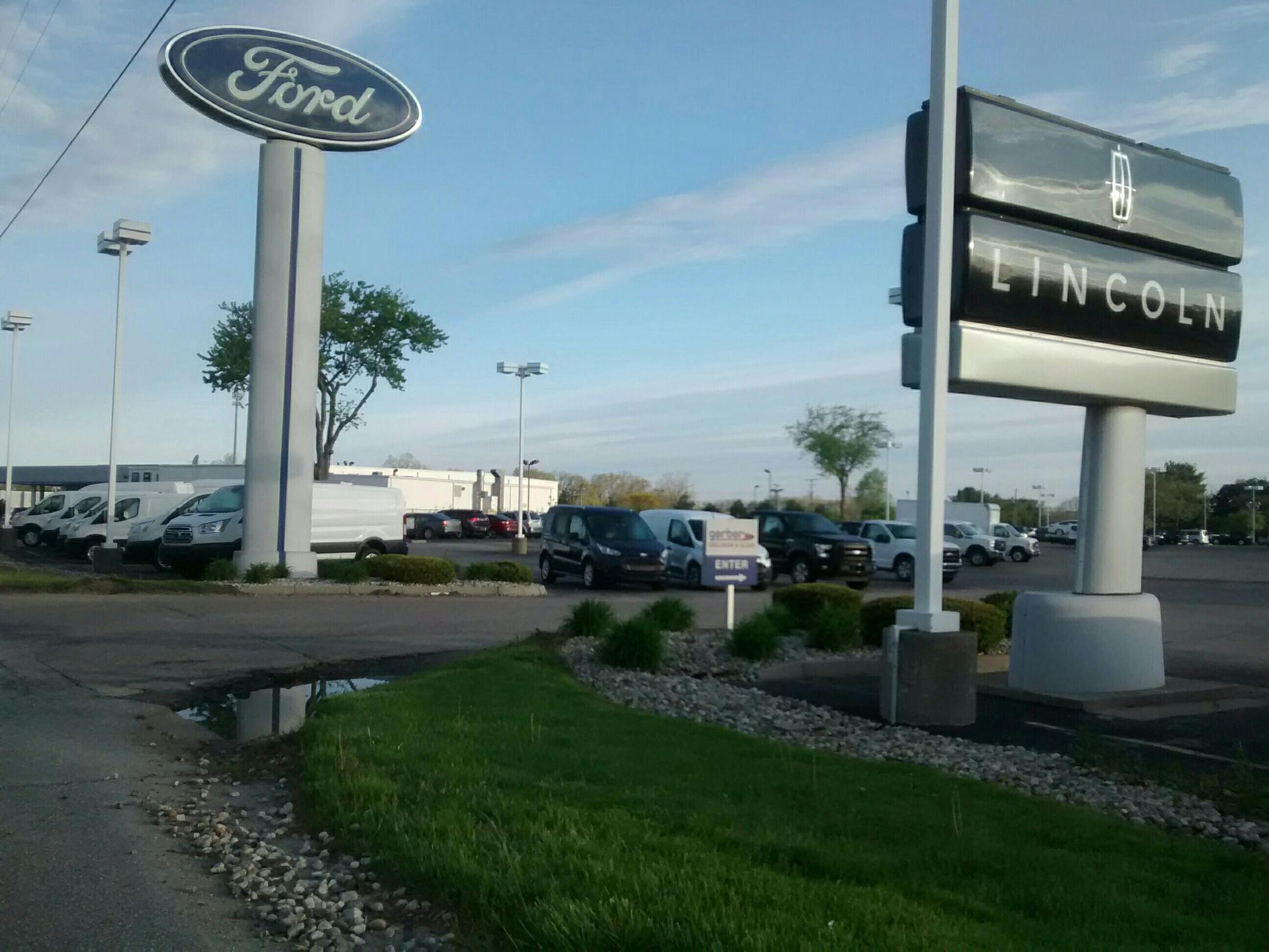 Zeigler Ford Lincoln of Elkhart (1) Elkhart, IN EV Station