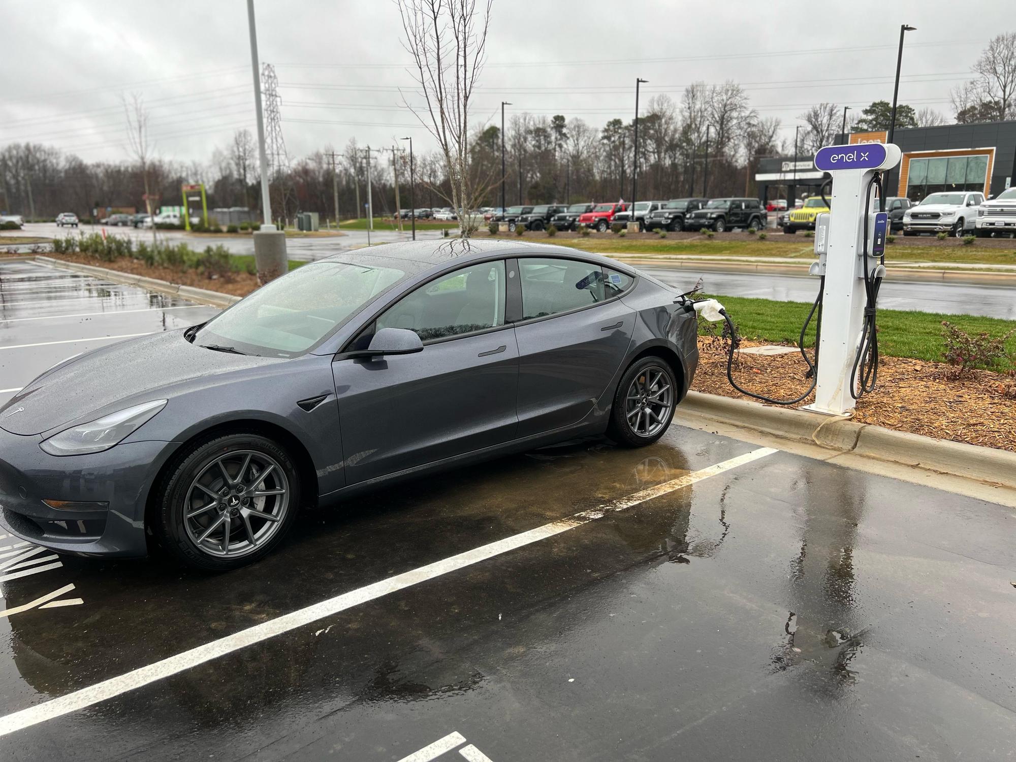 Aldi Hillsborough, NC EV Station
