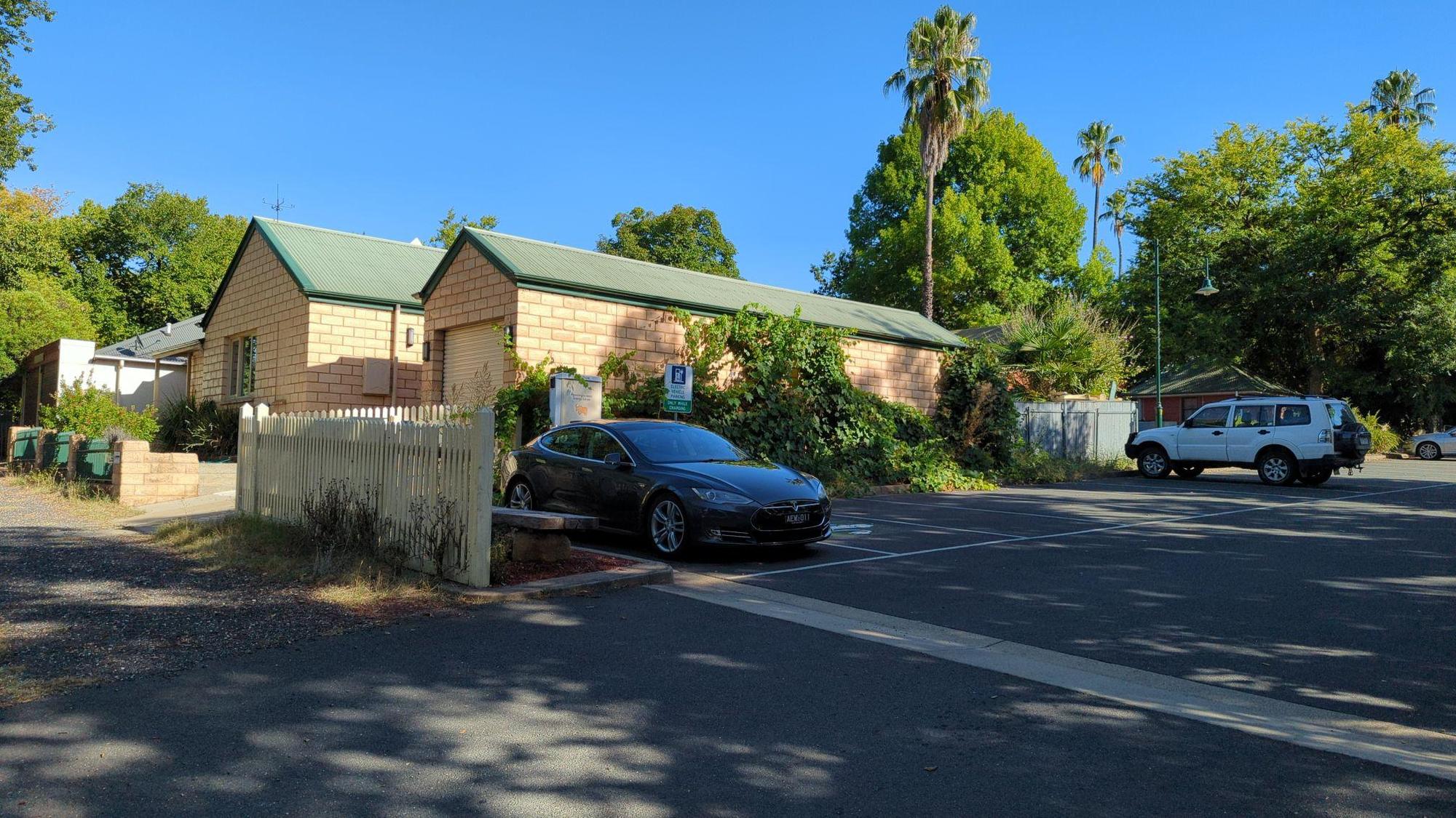 Windham St Car Park Yackandandah, VIC EV Station