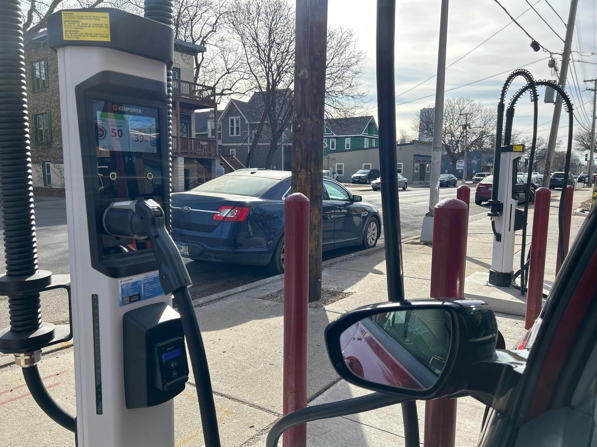 Nelson Auto World Minneapolis, MN EV Station