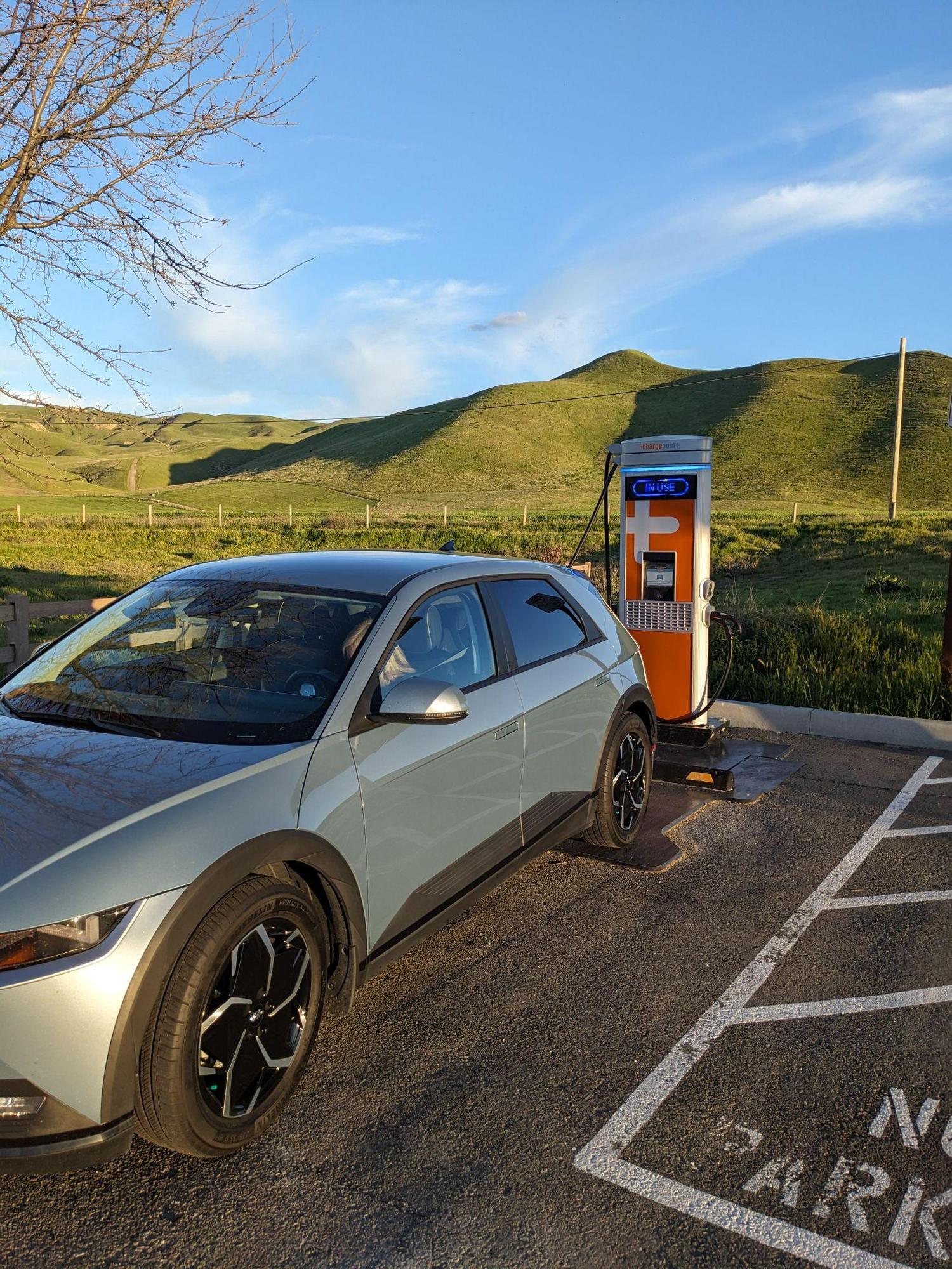 Caltrans Shandon Safety Roadside Rest Area Shandon, CA EV Station