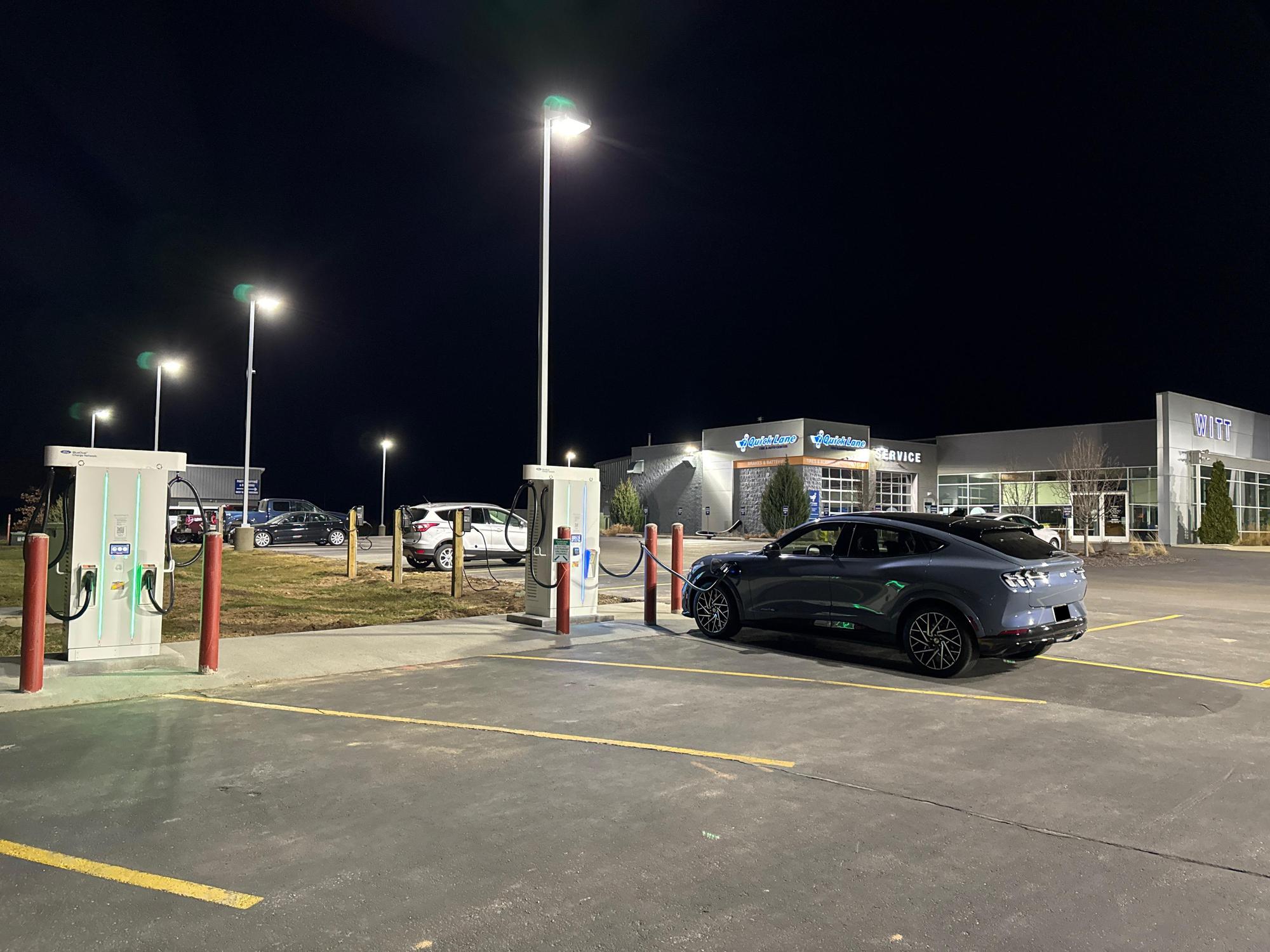 Witt Family Ford Pulaski, WI EV Station