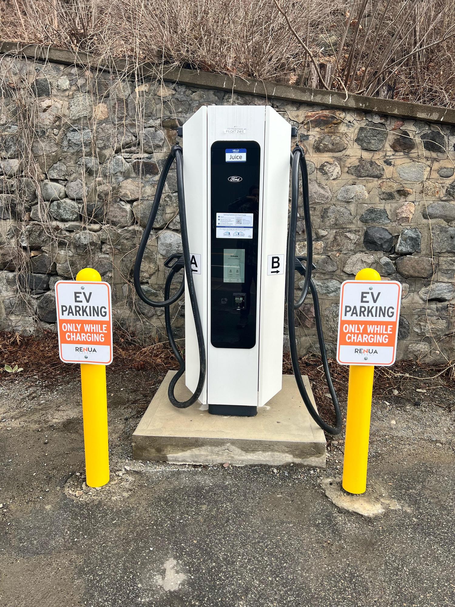 Warren Ford Warrensburg, NY EV Station