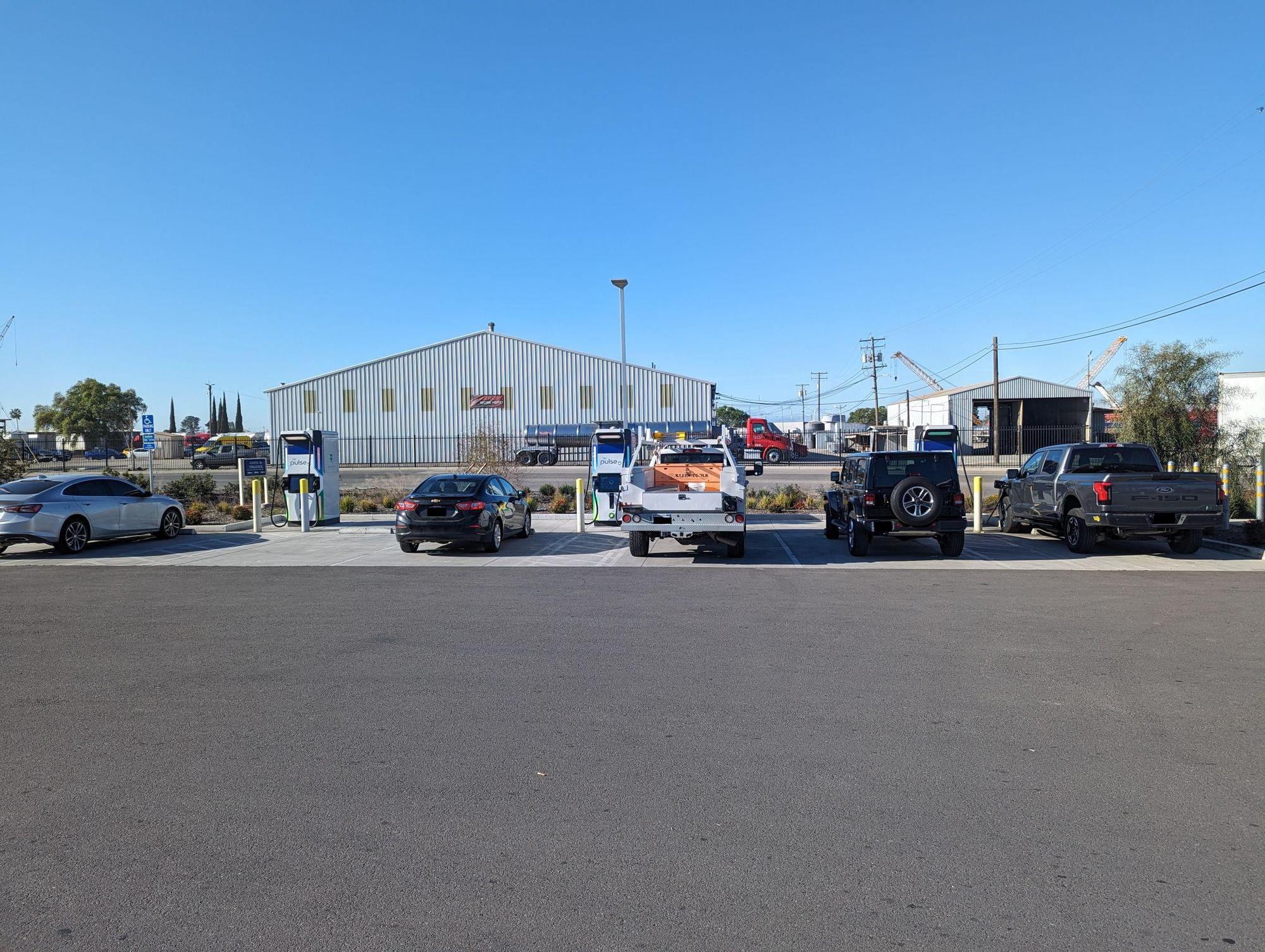 ARCO Mariposa Road Stockton, CA EV Station