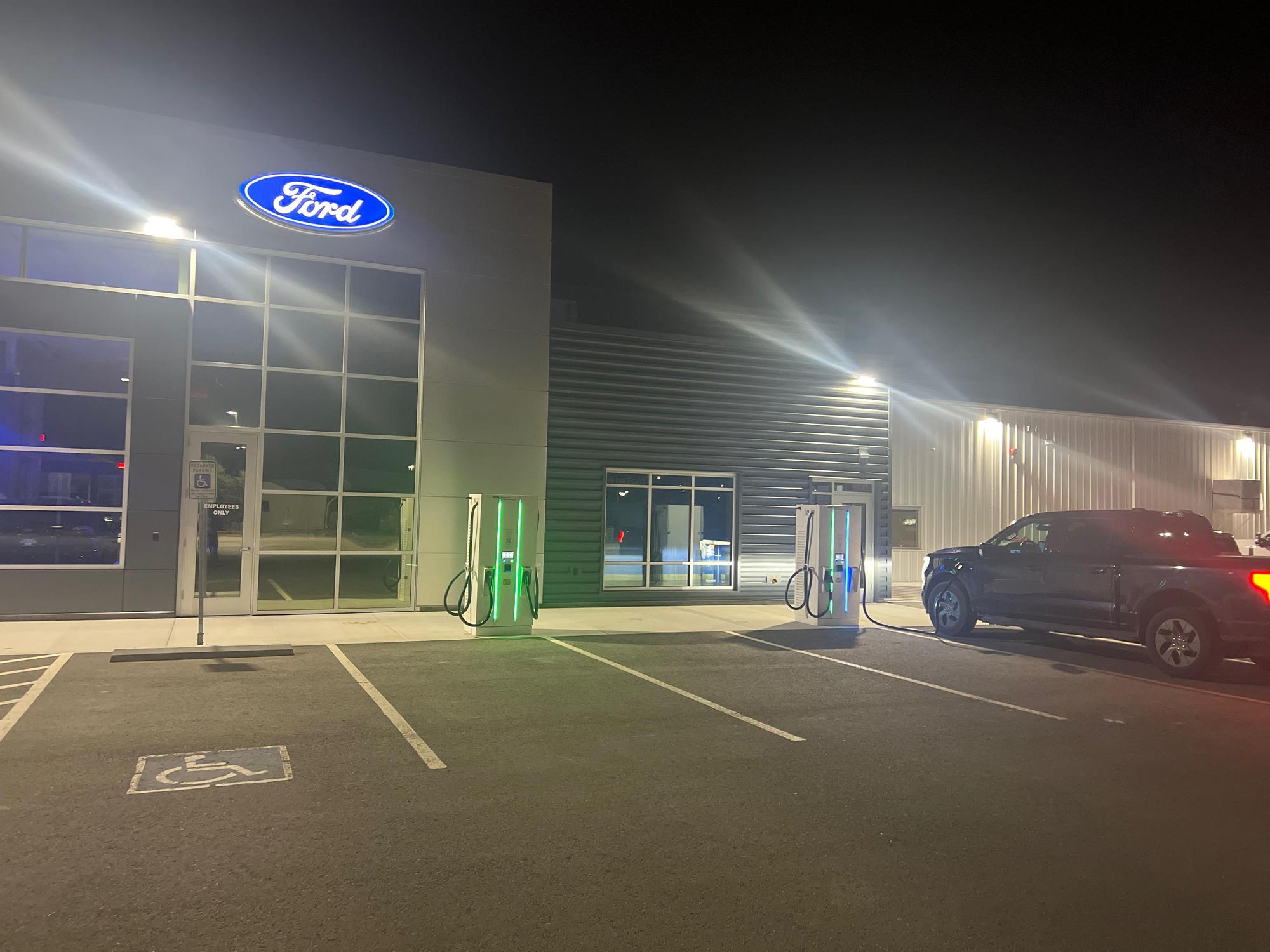 Humboldt Ford Winnemucca, NV EV Station